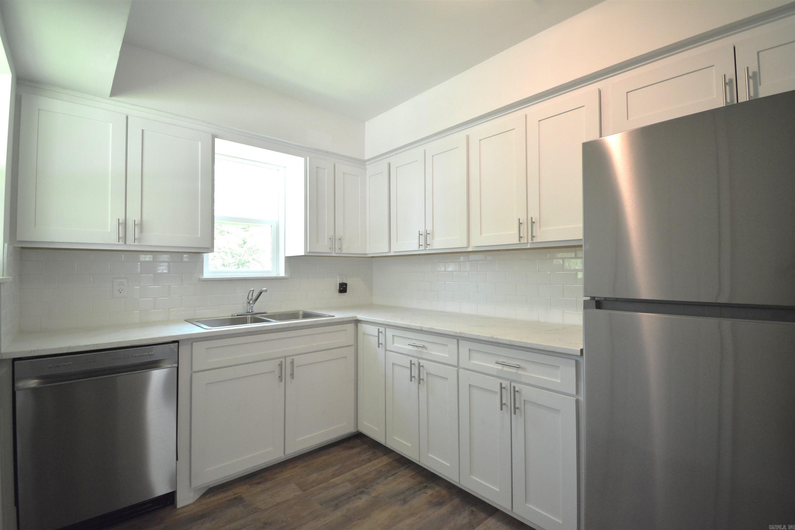 SUNNYSIDE HILLS ADDN TO JACK - Residential