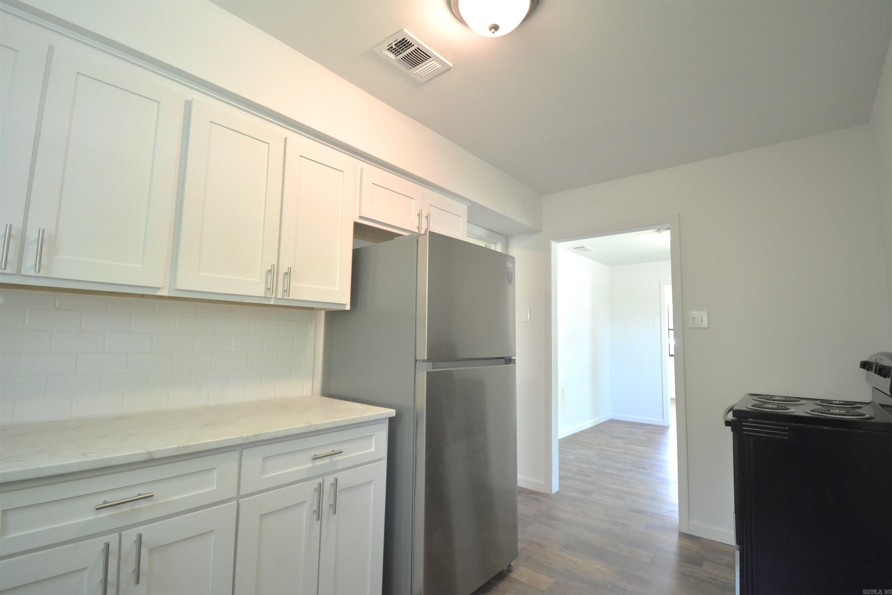 SUNNYSIDE HILLS ADDN TO JACK - Residential