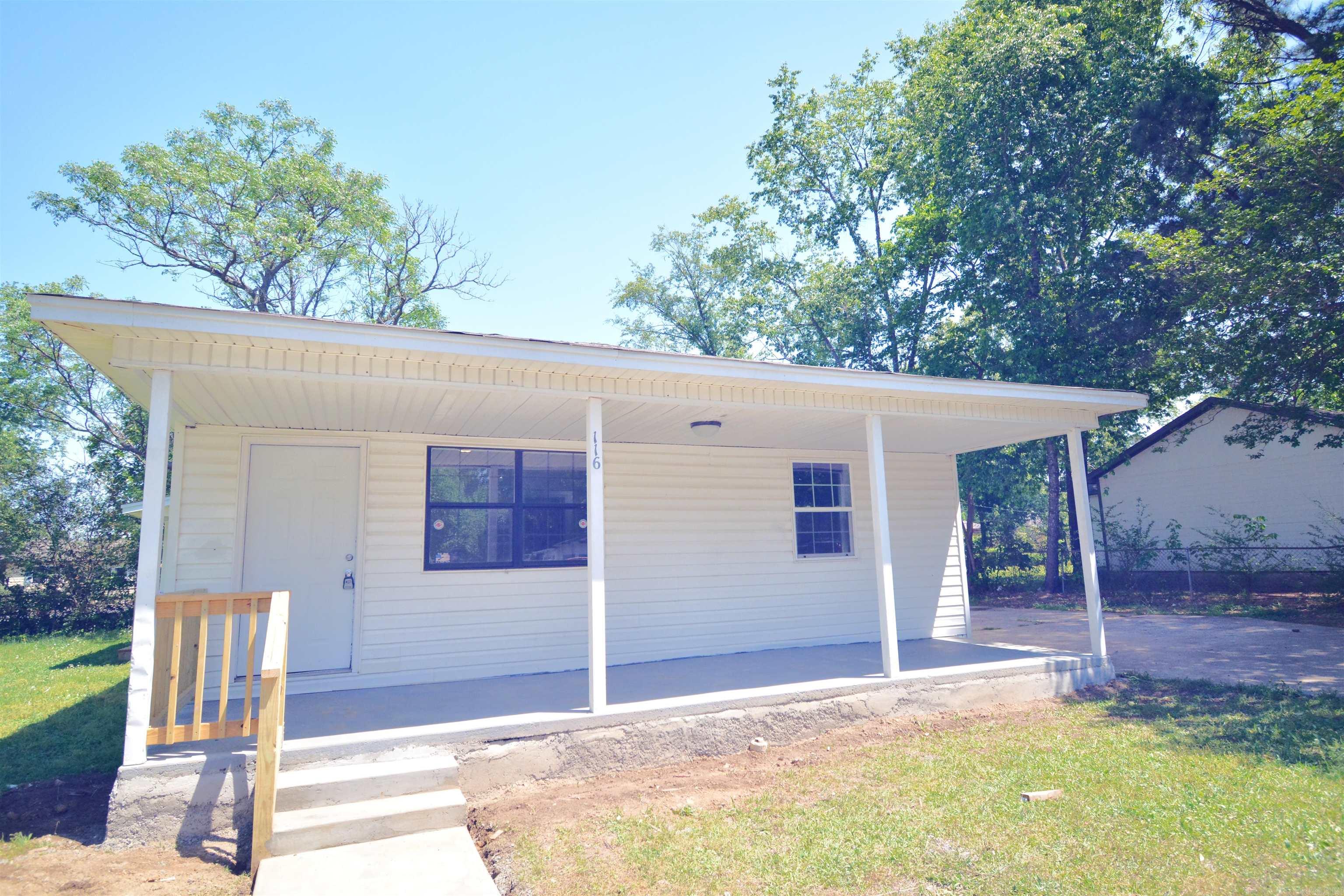 SUNNYSIDE HILLS ADDN TO JACK - Residential