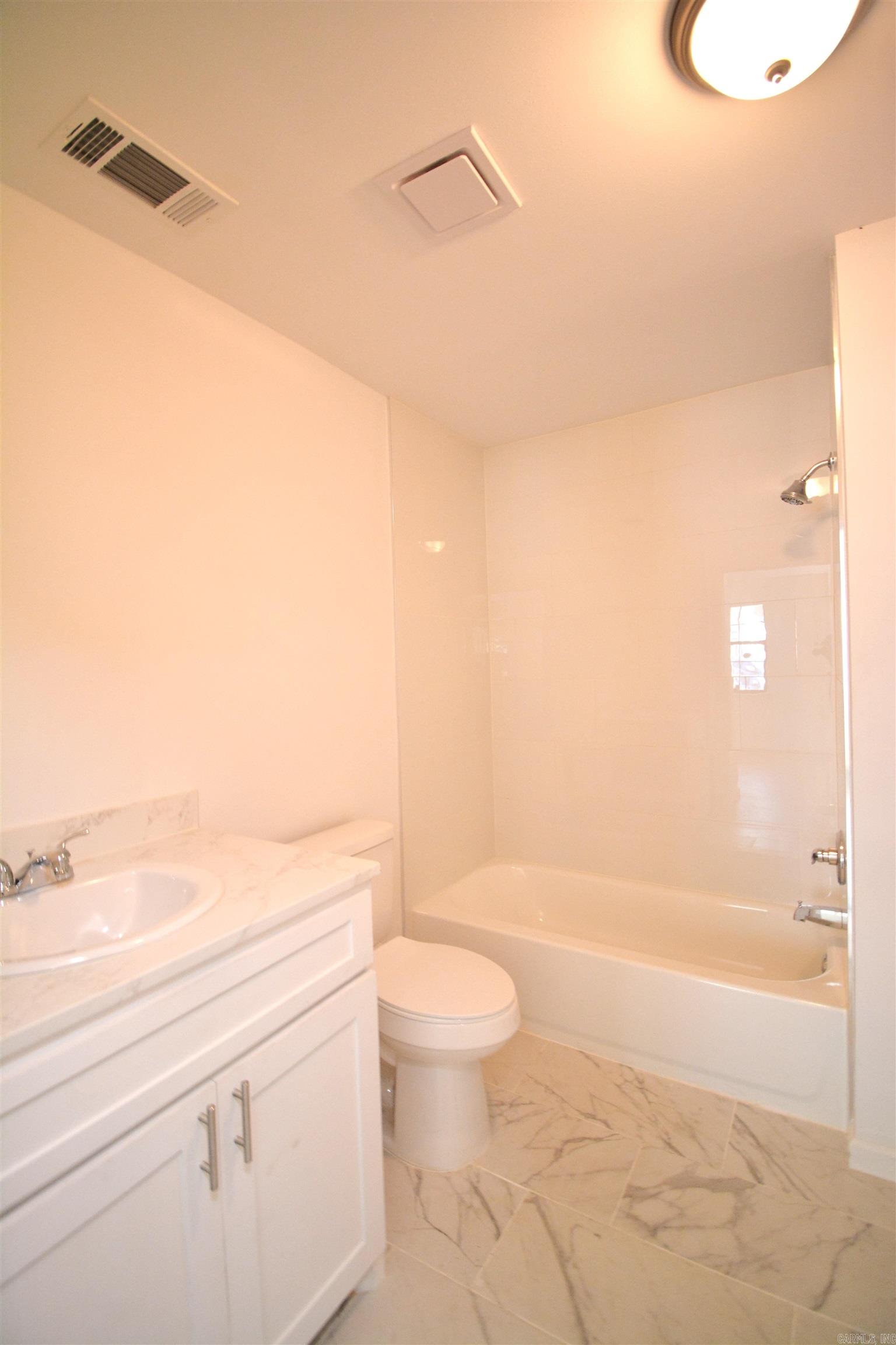 SUNNYSIDE HILLS ADDN TO JACK - Residential