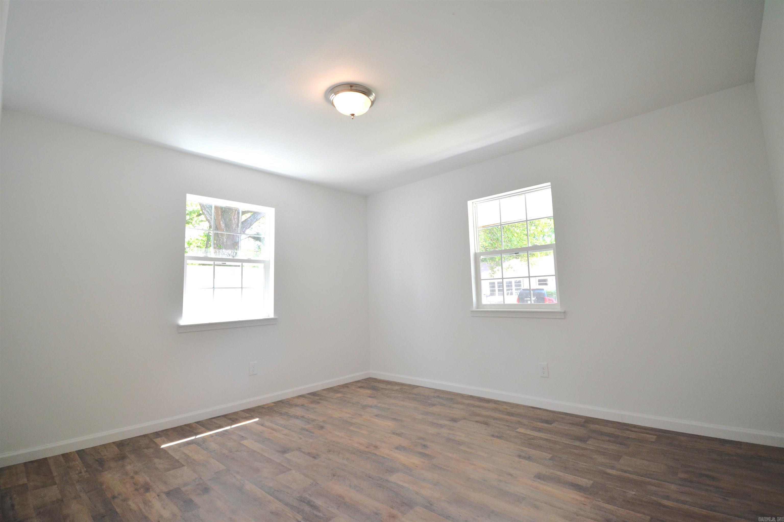 SUNNYSIDE HILLS ADDN TO JACK - Residential