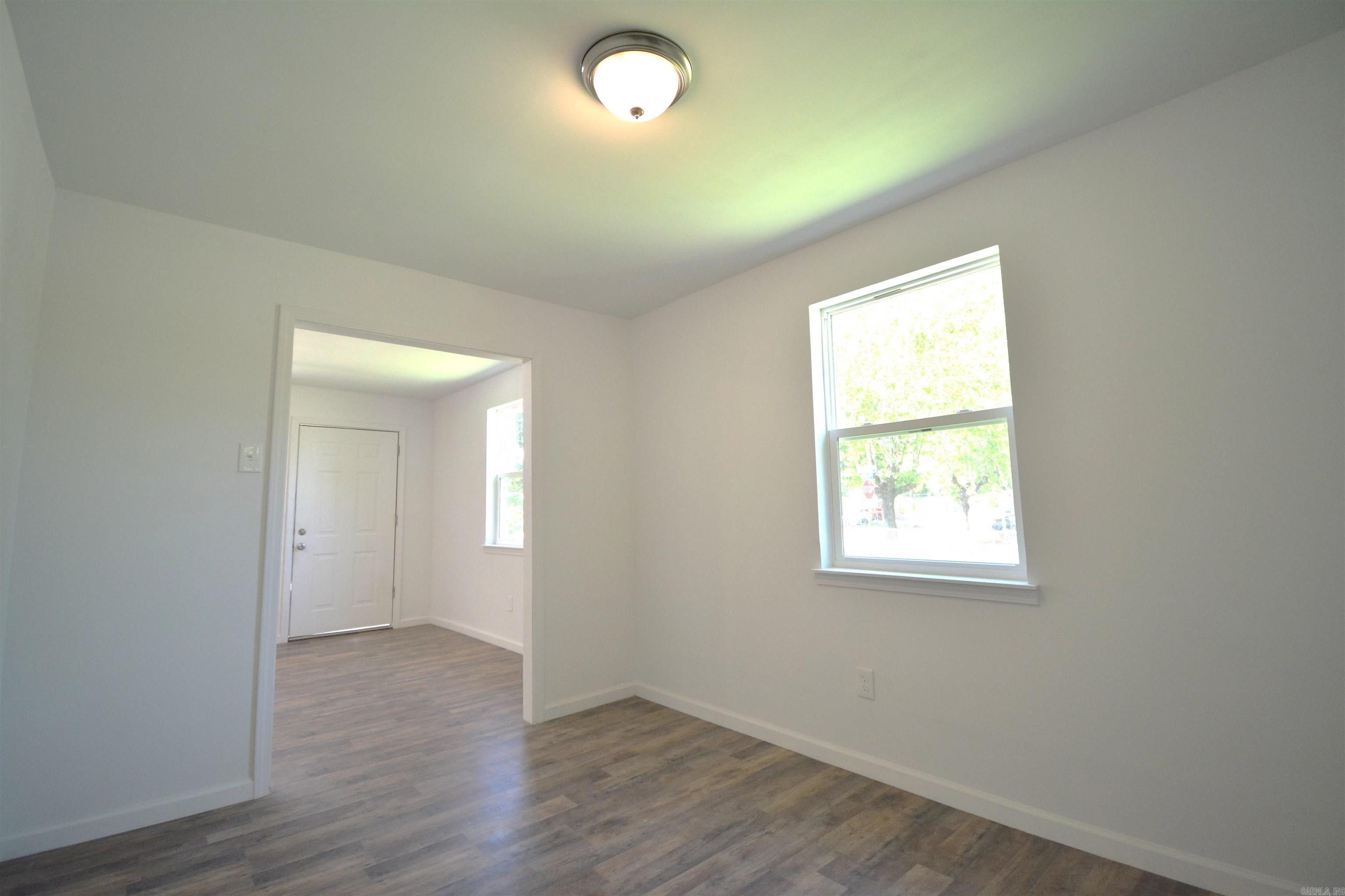 SUNNYSIDE HILLS ADDN TO JACK - Residential