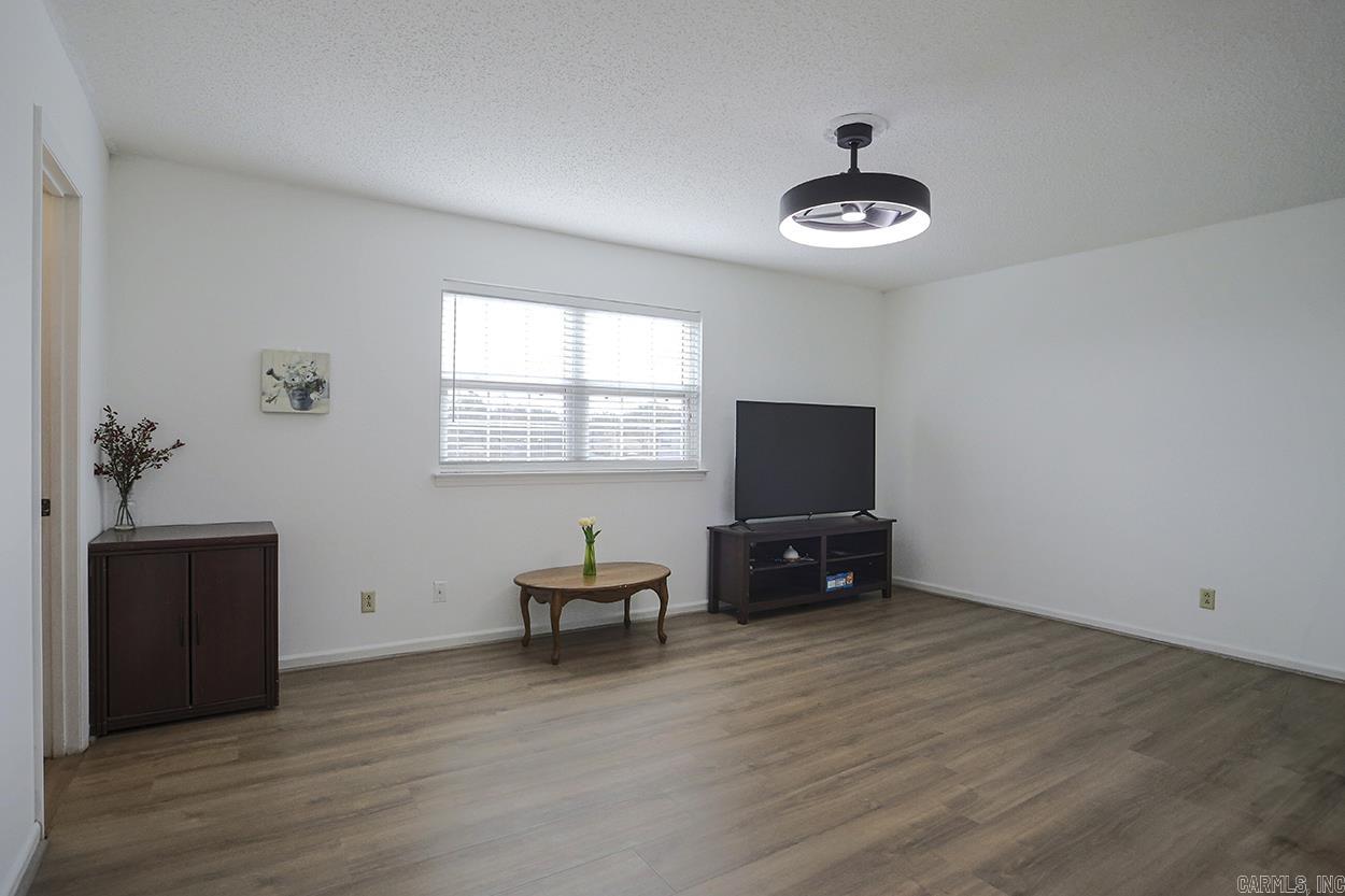 WALNUT VALLEY - Residential