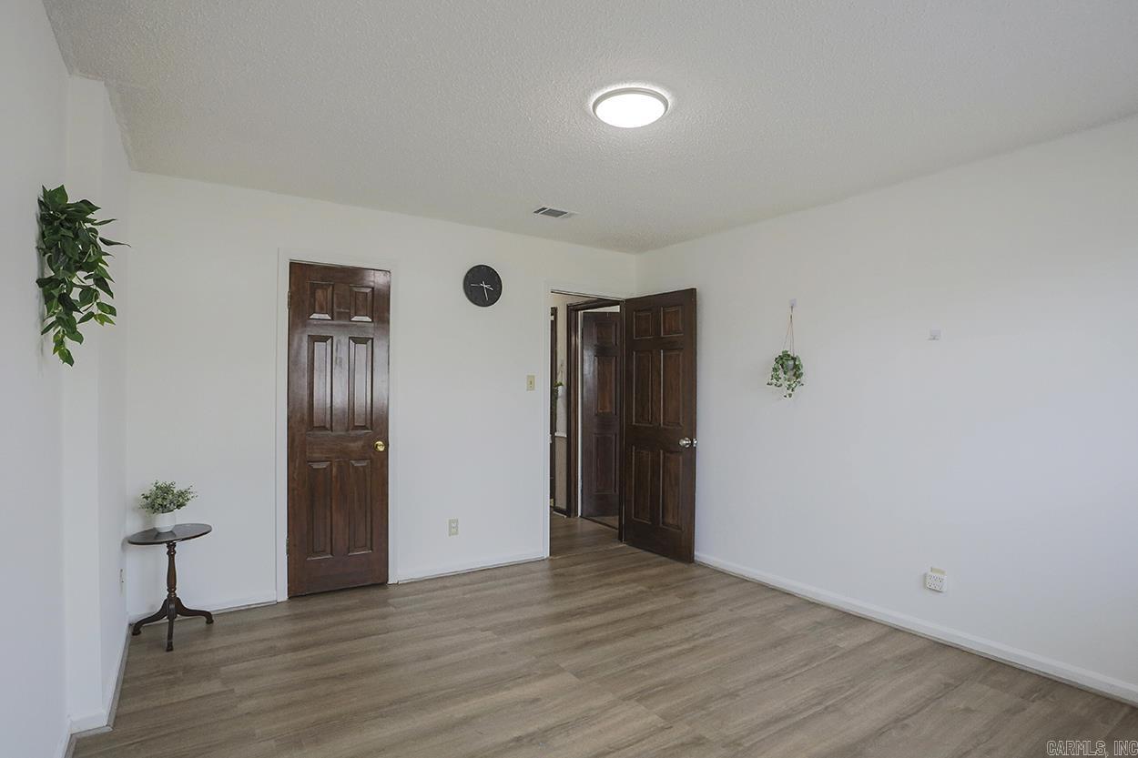 WALNUT VALLEY - Residential