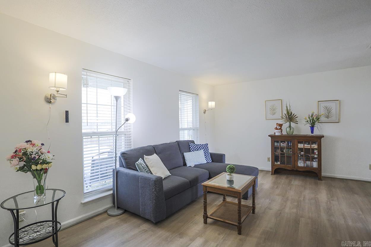 WALNUT VALLEY - Residential