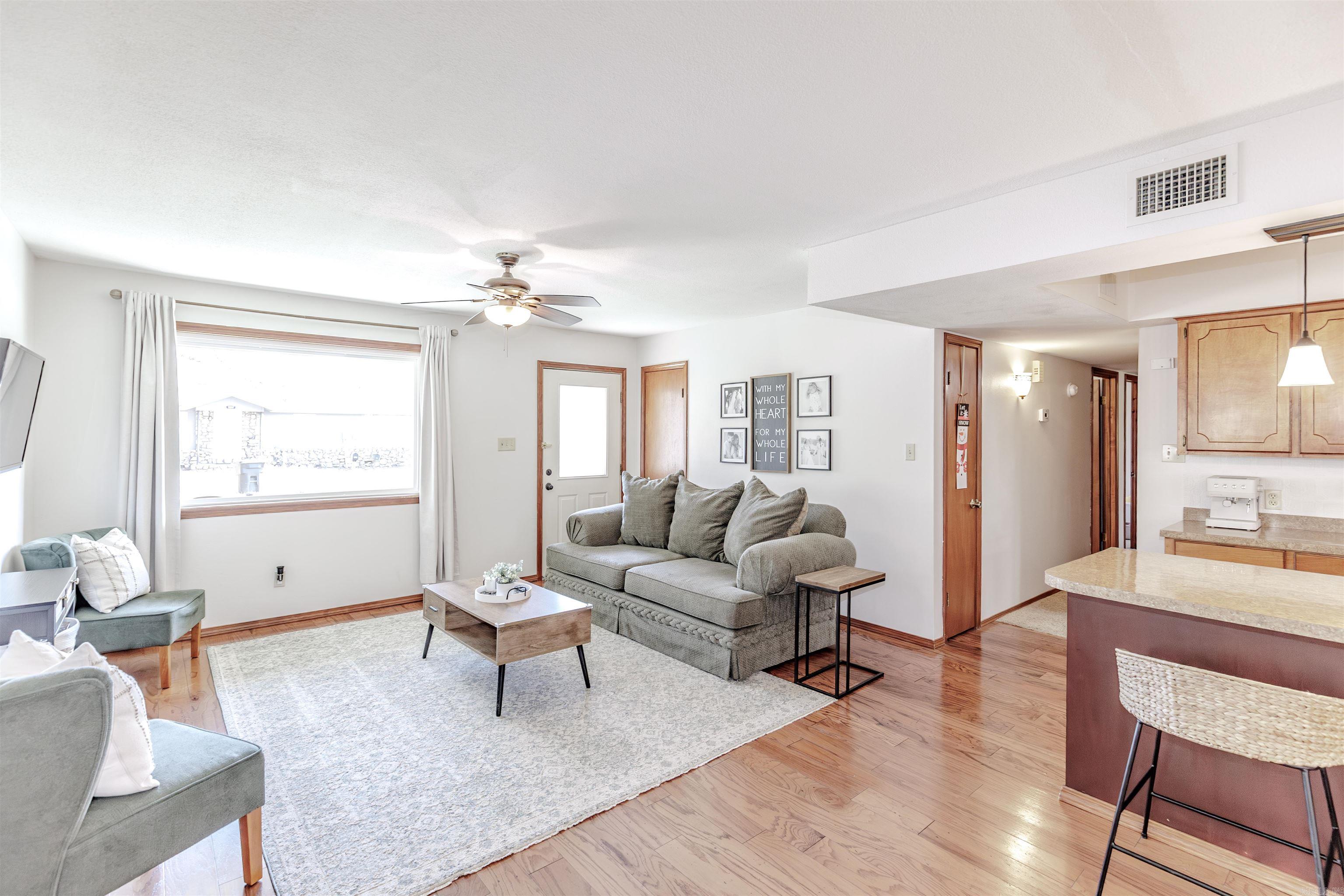 EZELL & YOUNG - Residential