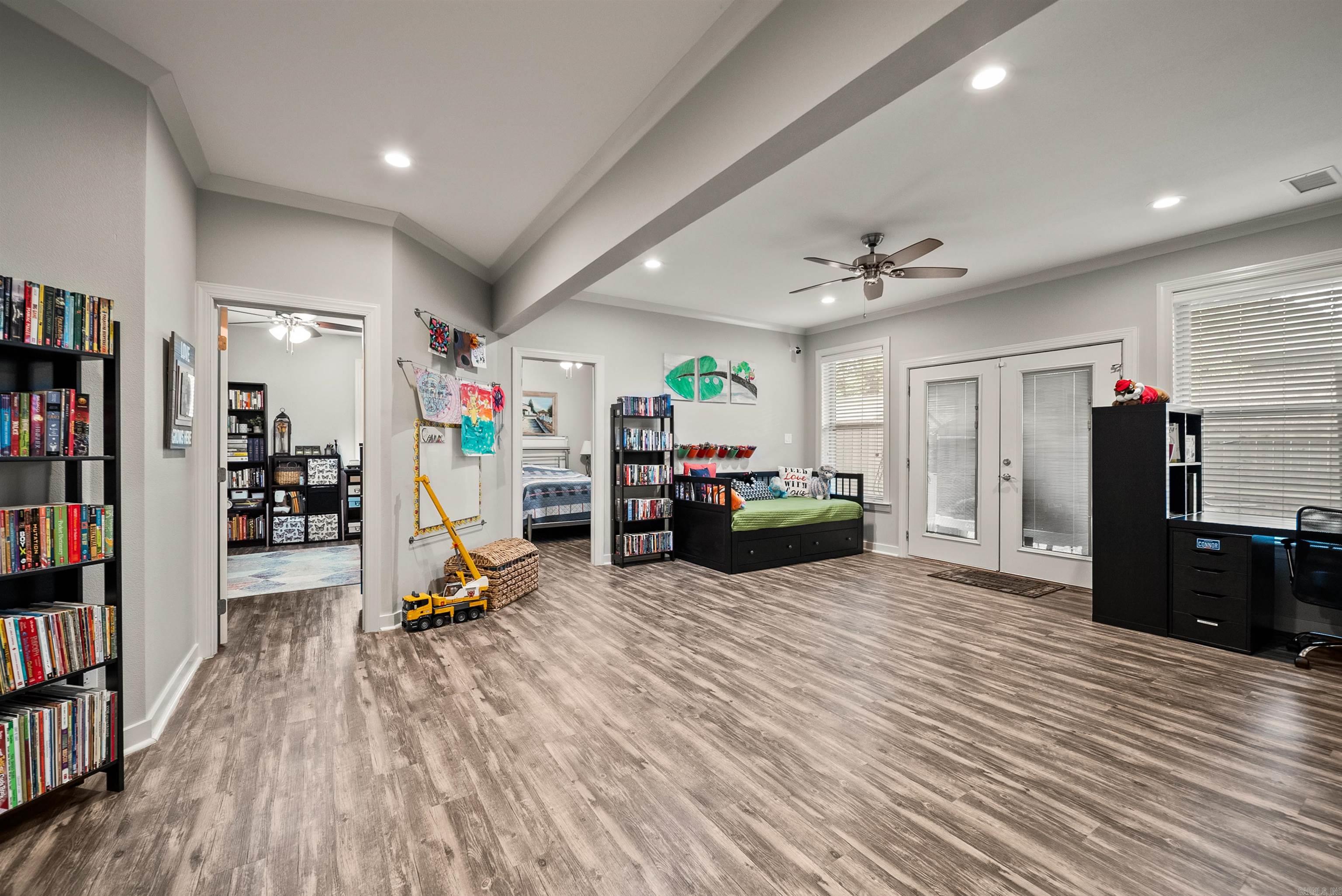 Sienna Lake - Residential