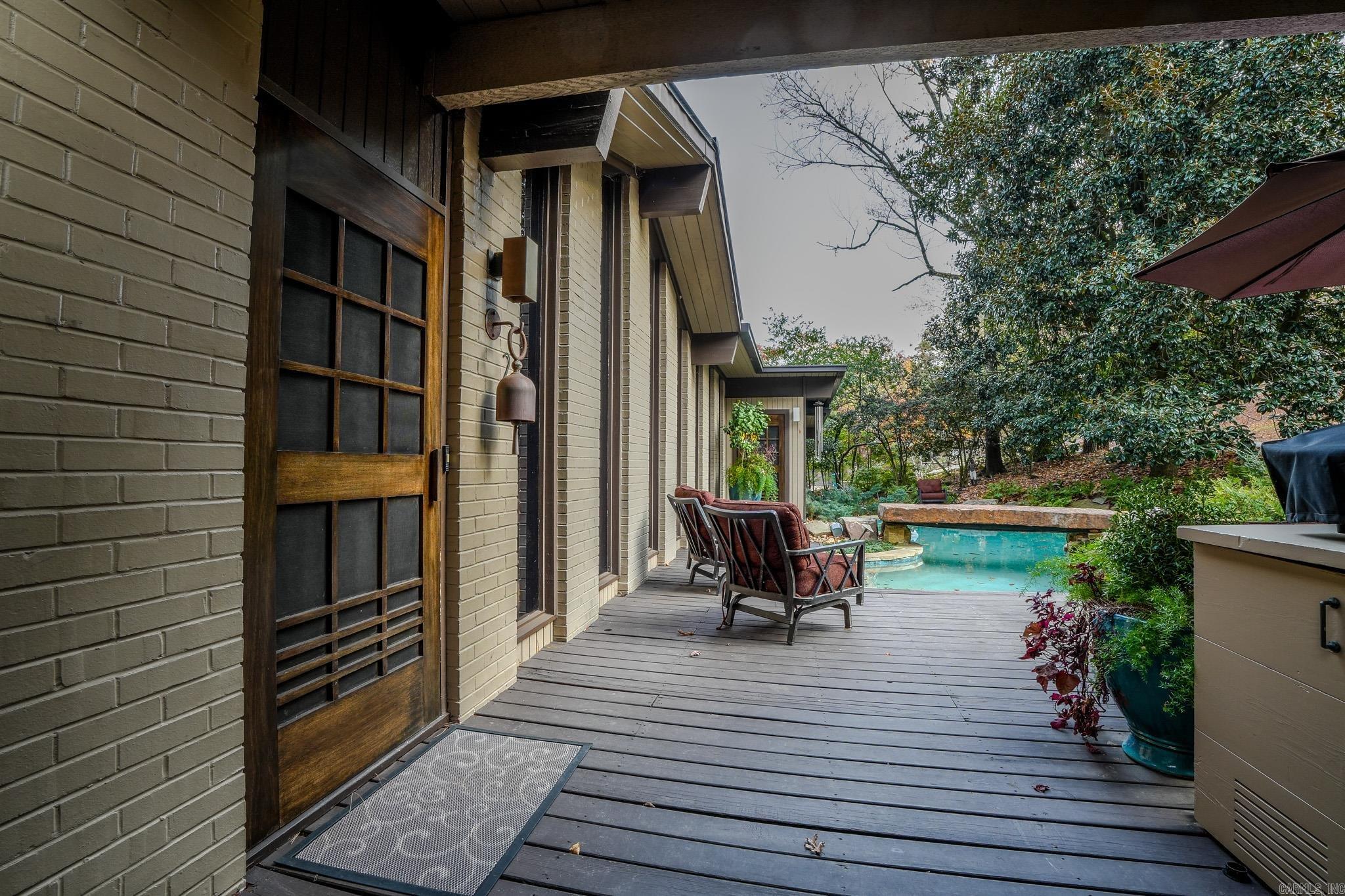 RIVER RIDGE - Residential