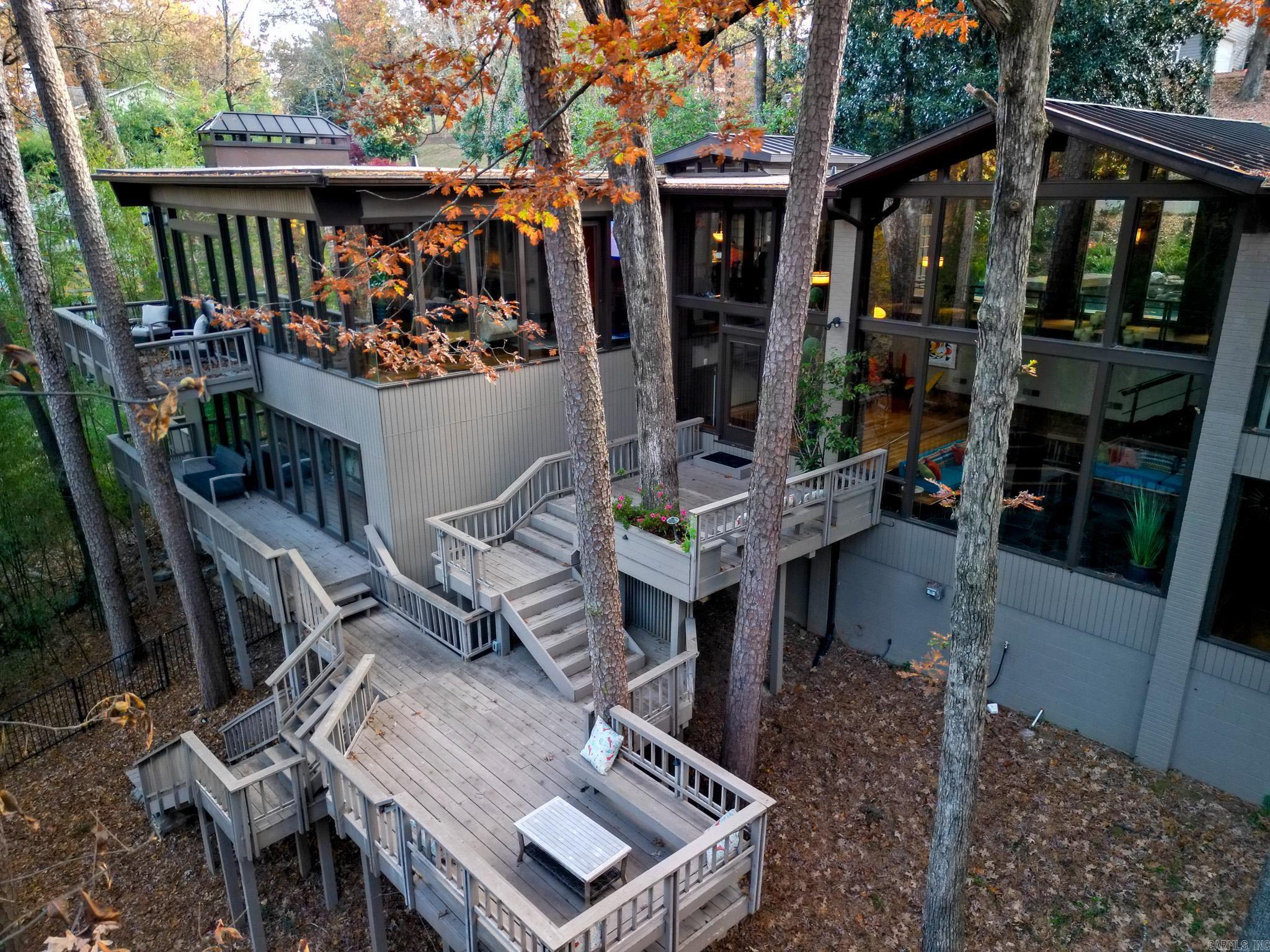 RIVER RIDGE - Residential