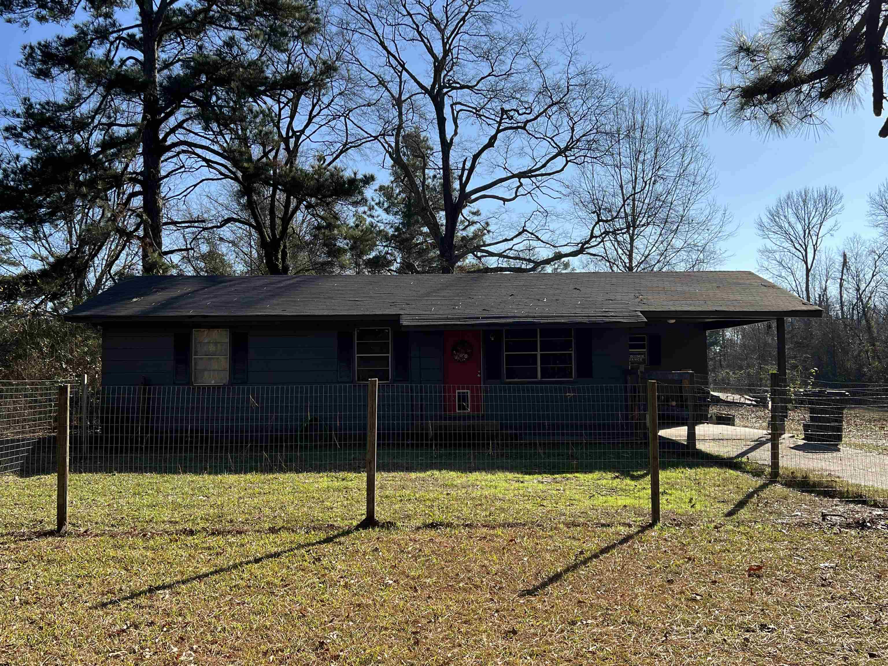 Price Improvement⦠plus Seller is offering up to 3% of approved offer toward Buyerās Closing Costs. Great piece of rural property nestled in a quiet country setting, on a dirt road, just north of Star City. This charming home, sitting on a peaceful 2.5 acres, was renovated about a year and an half ago with all new plumbing, a new water heater, new Vinyl Plank Flooring, carpet, and fresh coats of paint inside and out. The roof of the home is believed to only be just a few years old. Just a short distance from town, you could make this quaint country retreat your very own. Perfect Home for that first time buyer, or would be a great rental property for that investor looking to add to their inventory. Call or text today to schedule your showing.