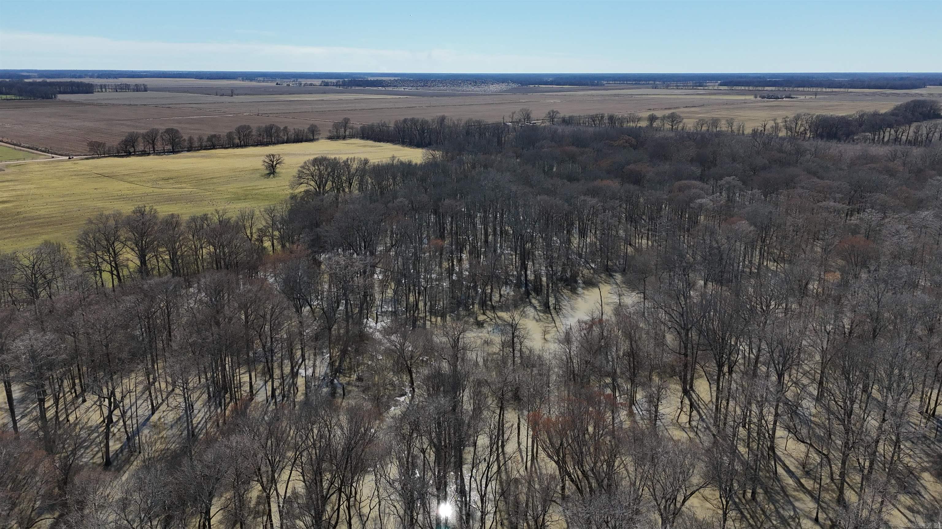 Located in the Big Creek bottoms which is an excellent area for trophy deer and small game hunting and when the area floods is some of the best duck hunting in the area.
