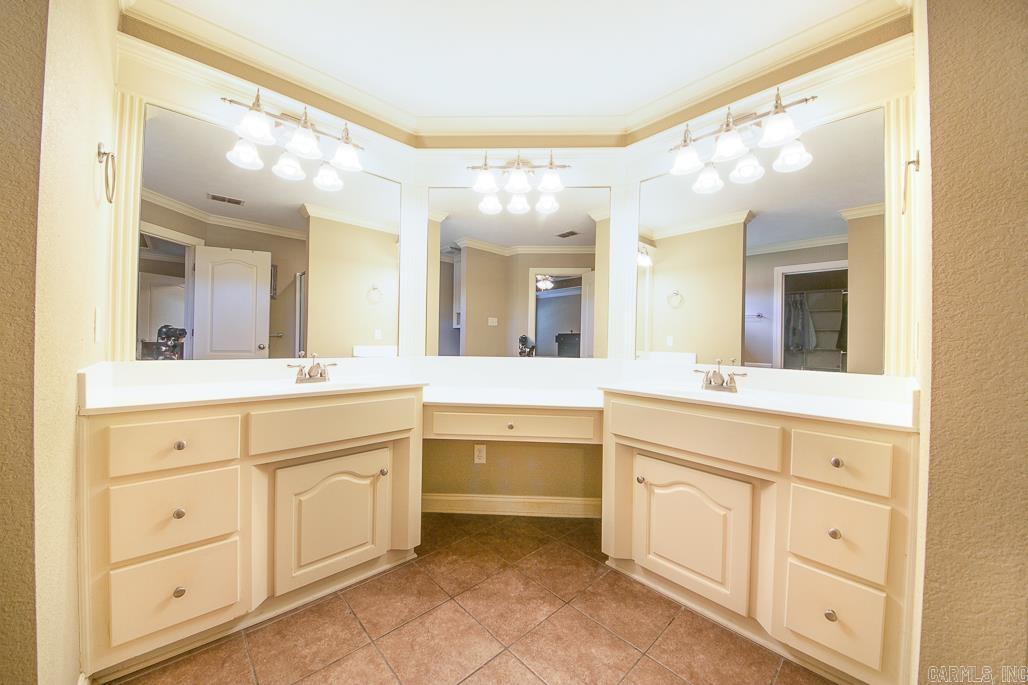 Stonehenge - Residential