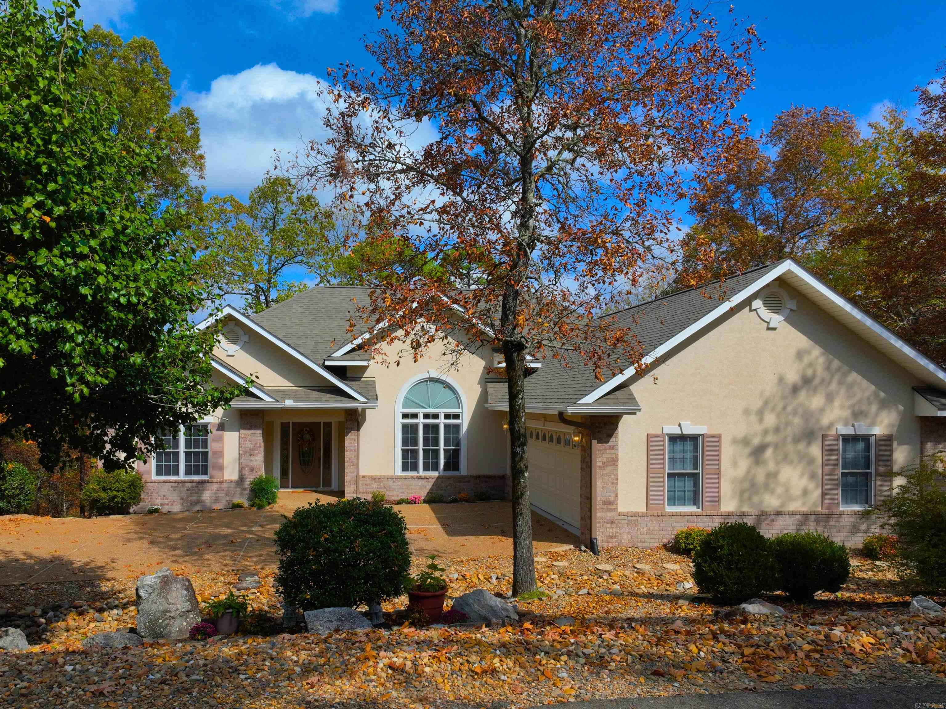 Pertusa - Residential