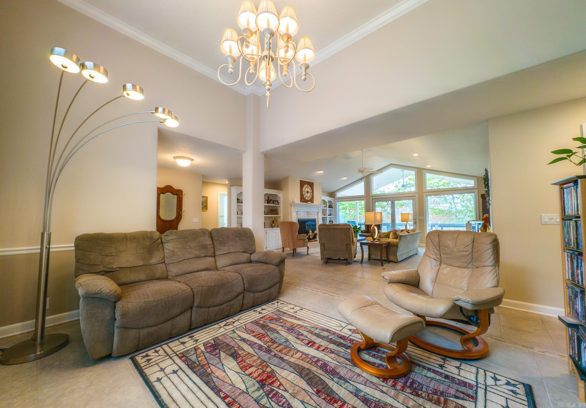 Pertusa - Residential