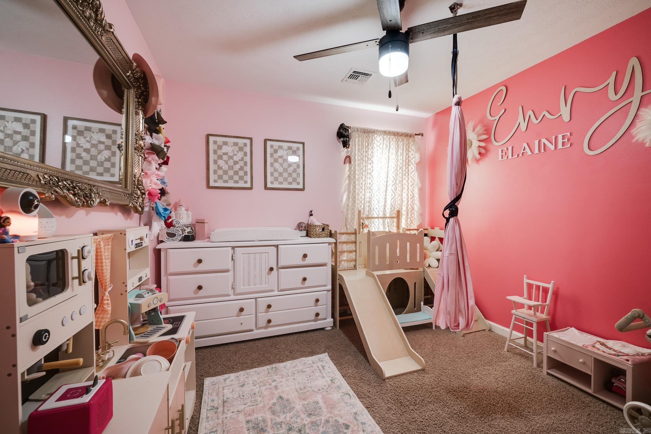 CLOVER RIDGE - Residential