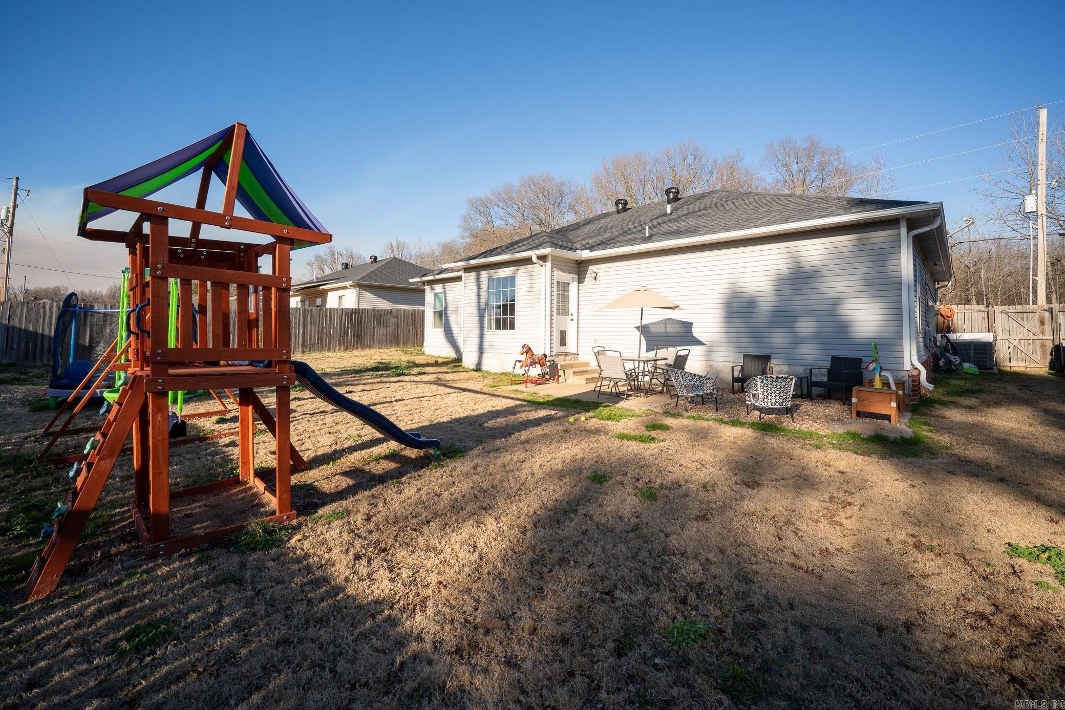 CLOVER RIDGE - Residential