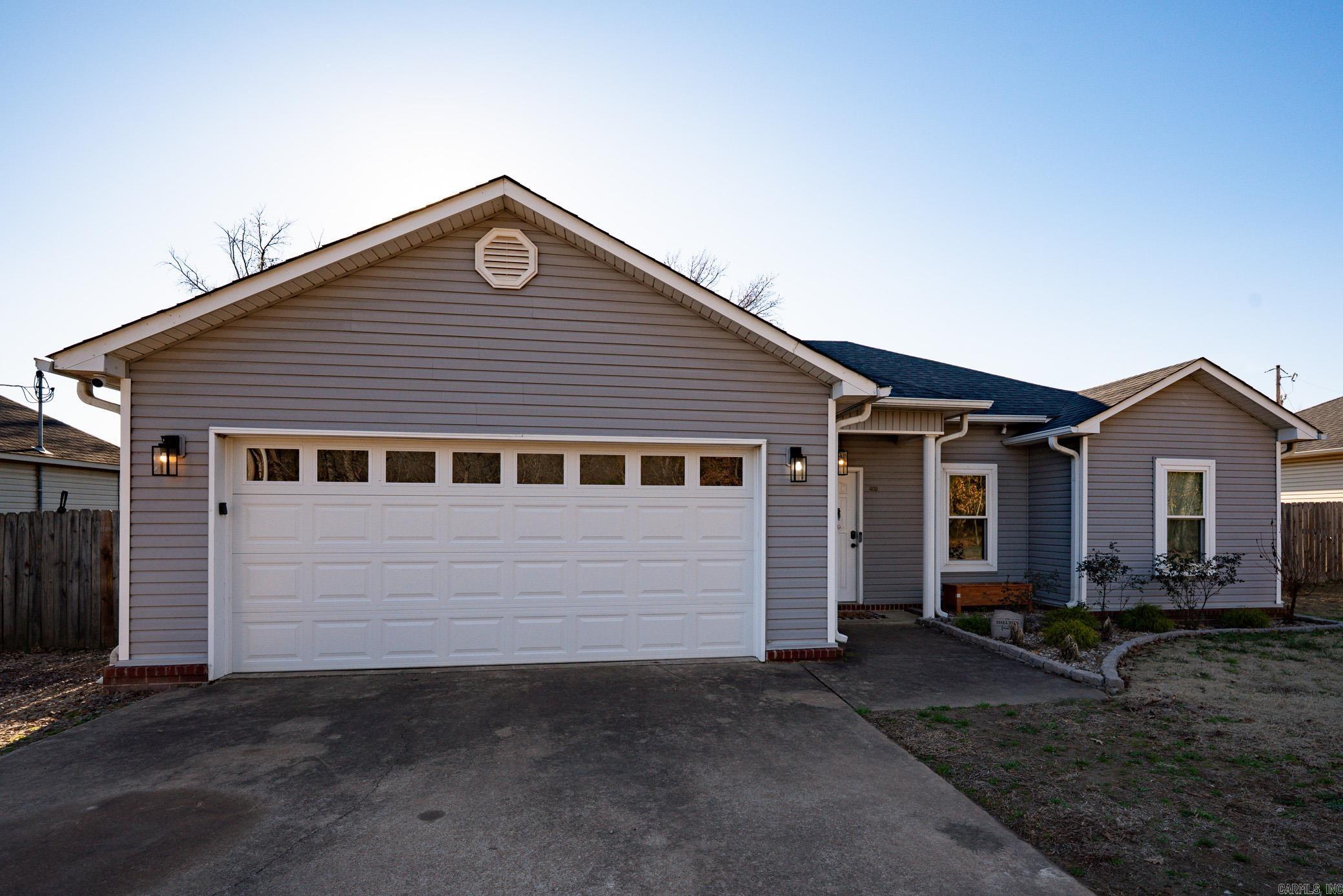 CLOVER RIDGE - Residential