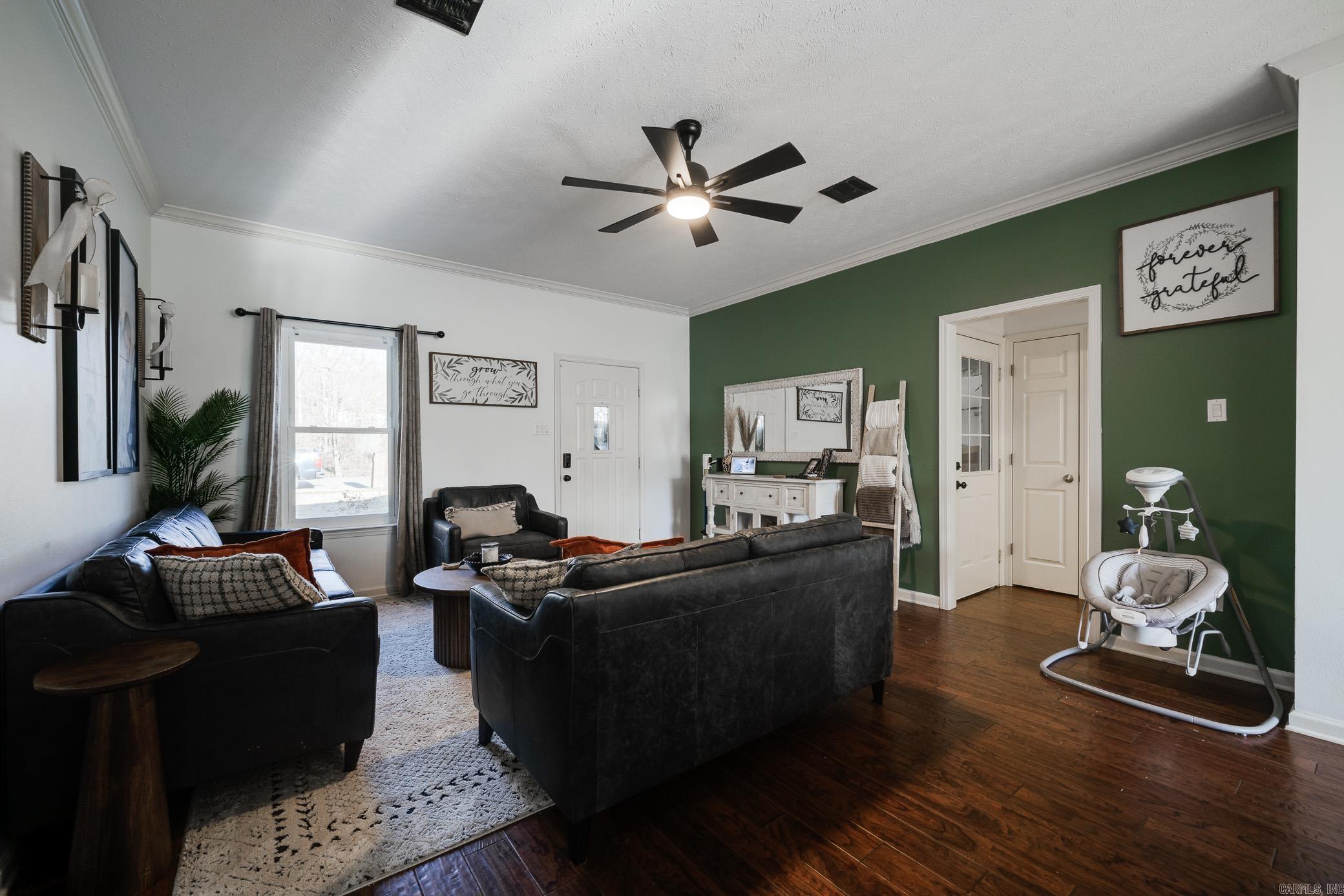 CLOVER RIDGE - Residential