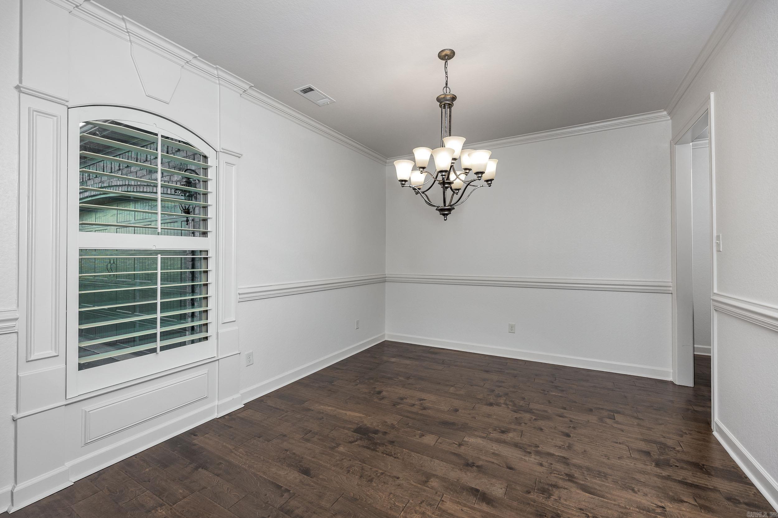 CHENAL VALLEY "TOURNAY CIRCLE" - Residential