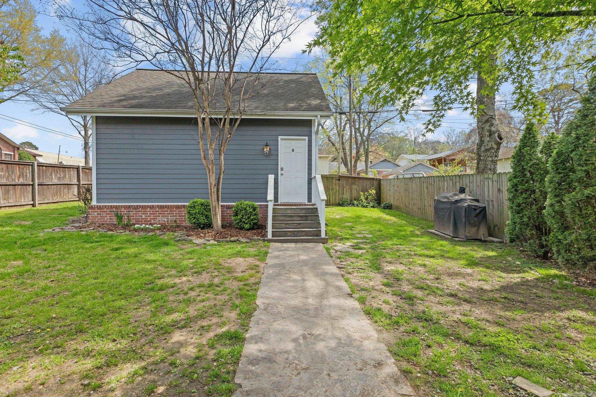 Hollenburg - Residential