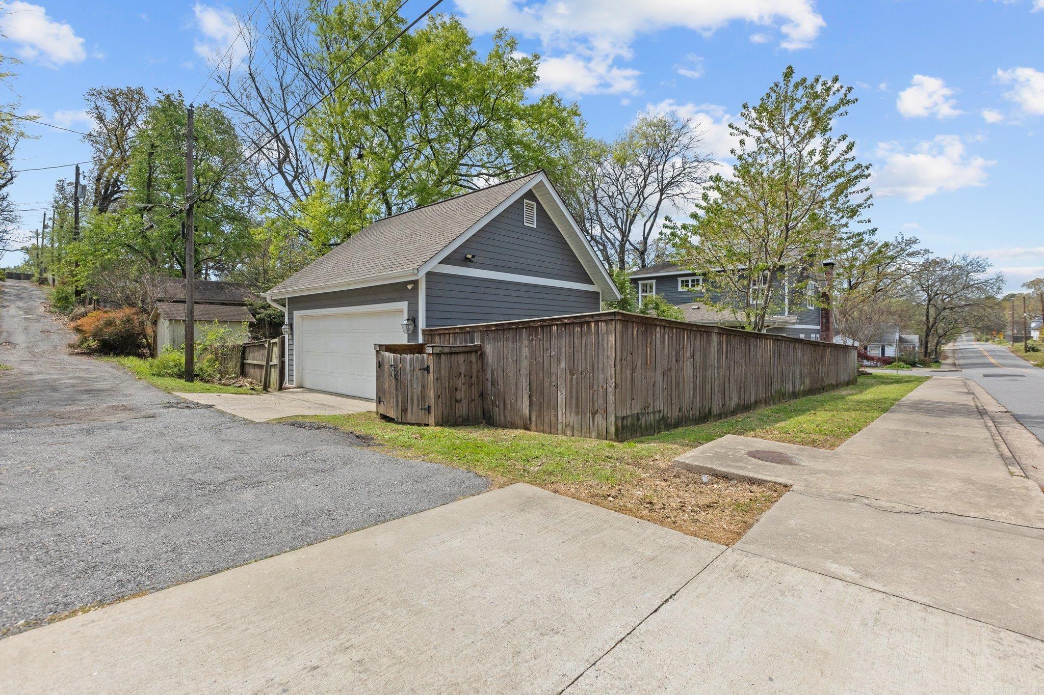 Hollenburg - Residential