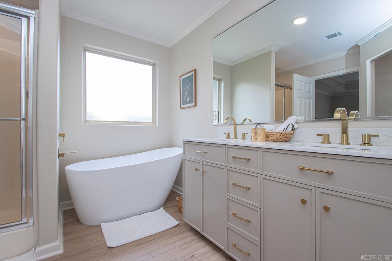 MADISON VILLAGE - Residential