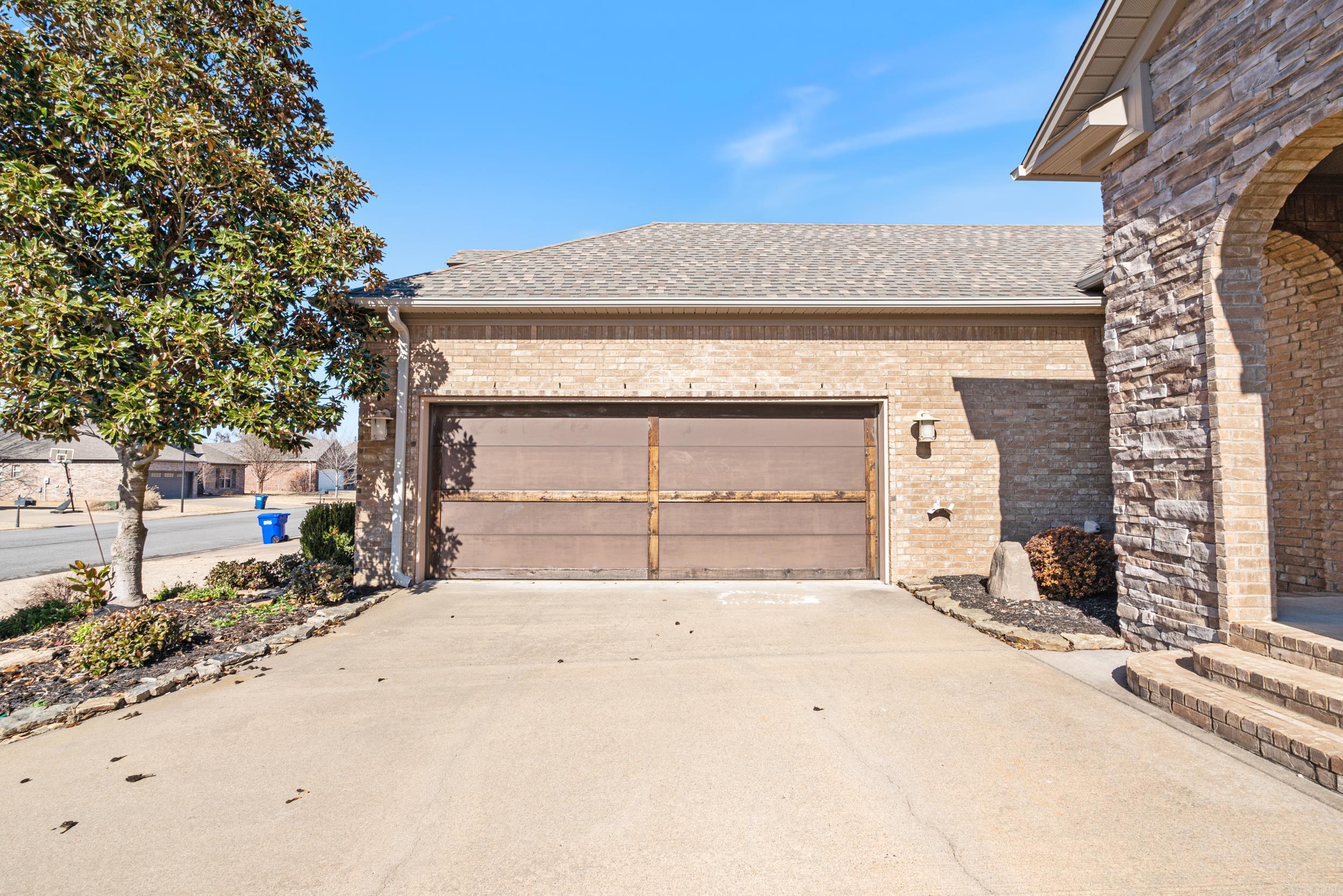 CHAPEL CREEK - Residential