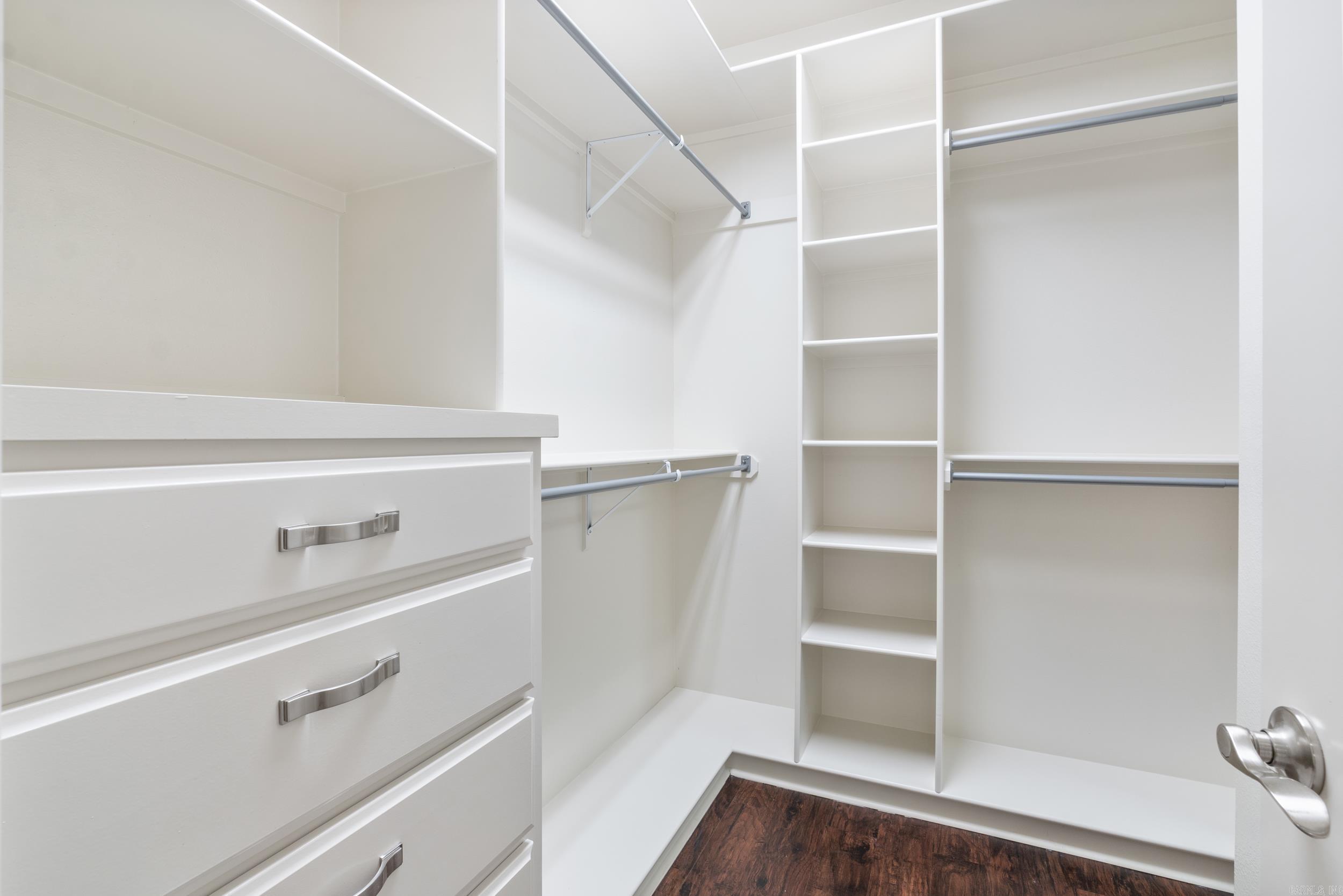 CHAPEL CREEK - Residential