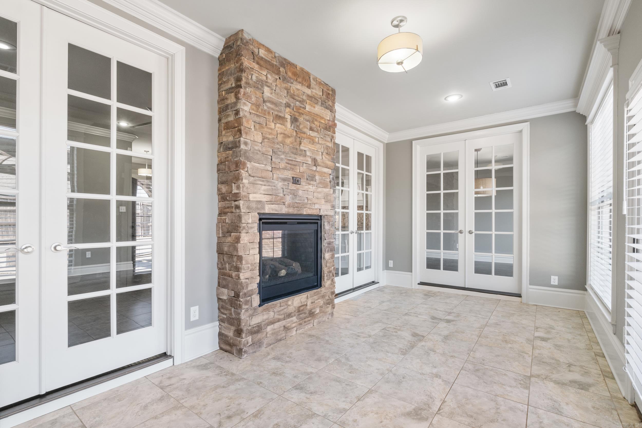 CHAPEL CREEK - Residential