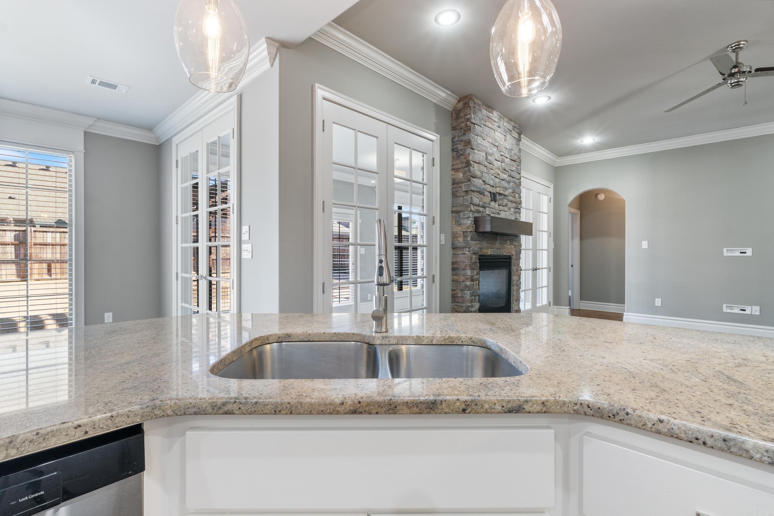 CHAPEL CREEK - Residential