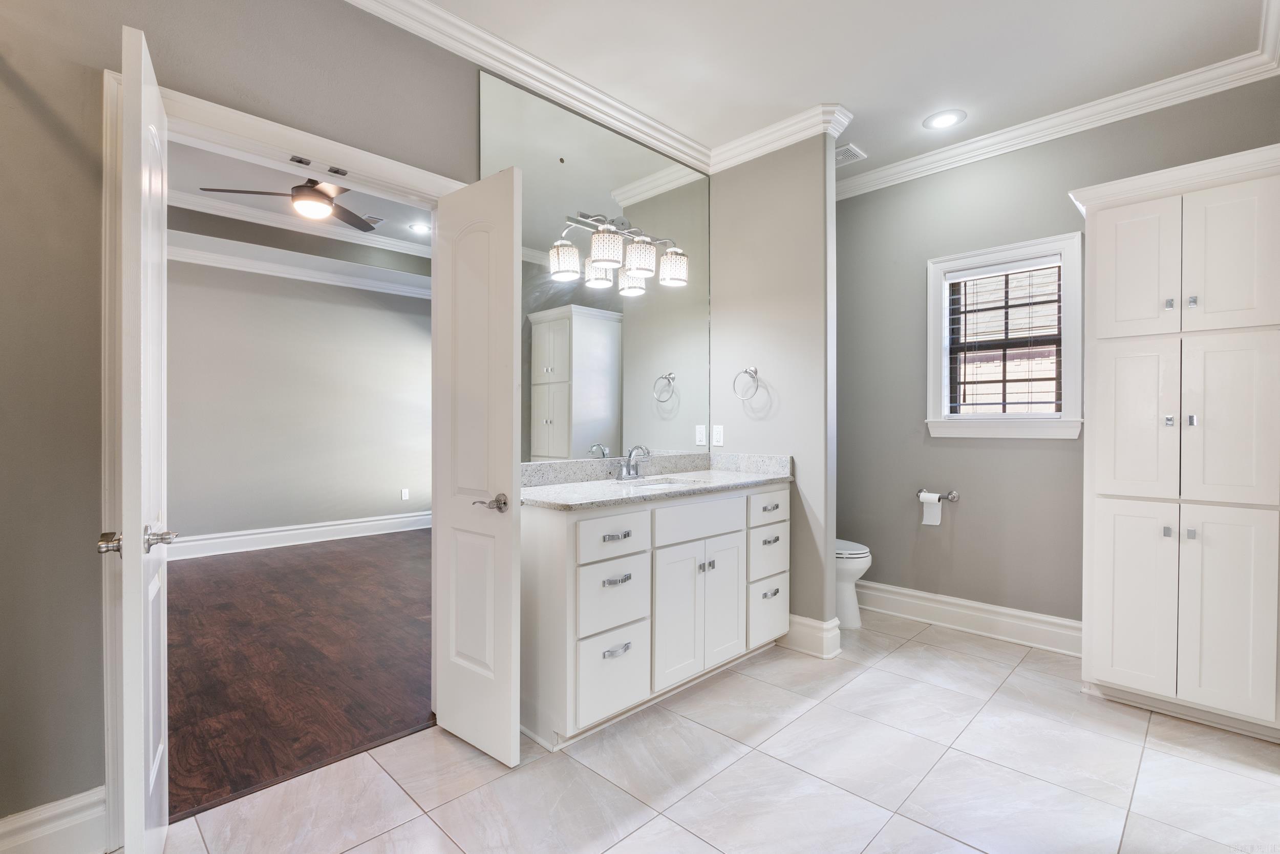 CHAPEL CREEK - Residential