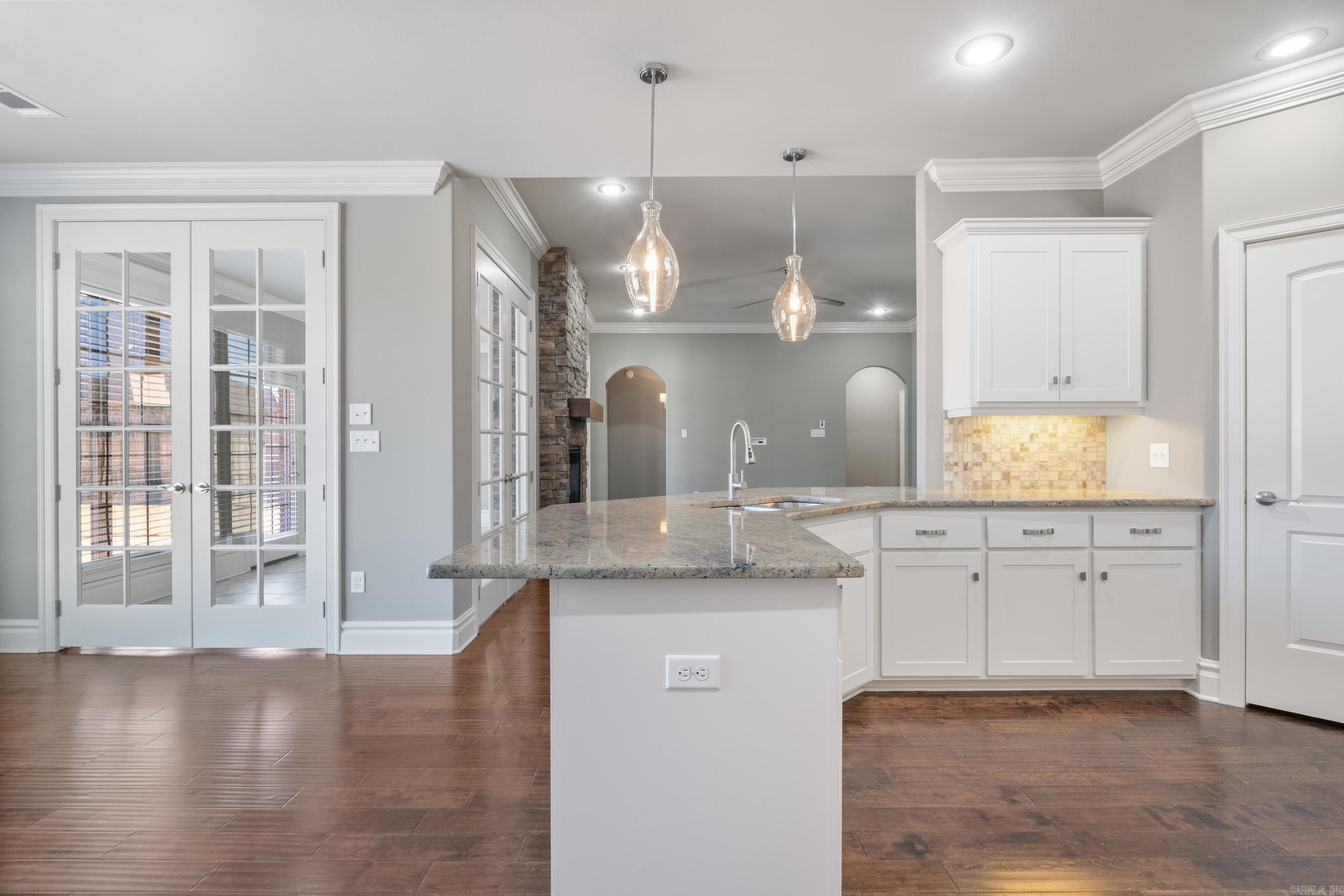 CHAPEL CREEK - Residential