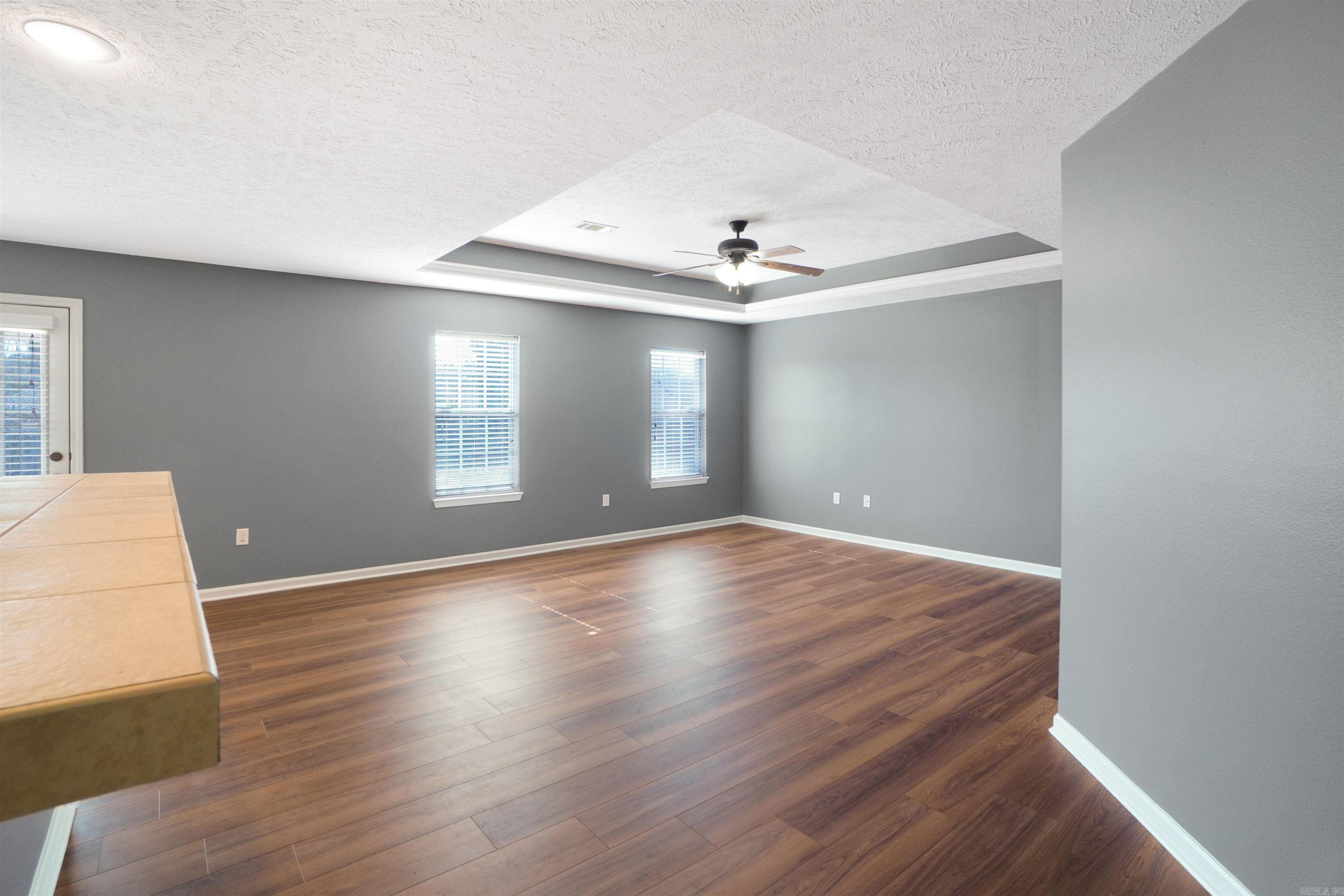 EAGLEBROOK SOUTH OF EAGLEBROOK - Residential