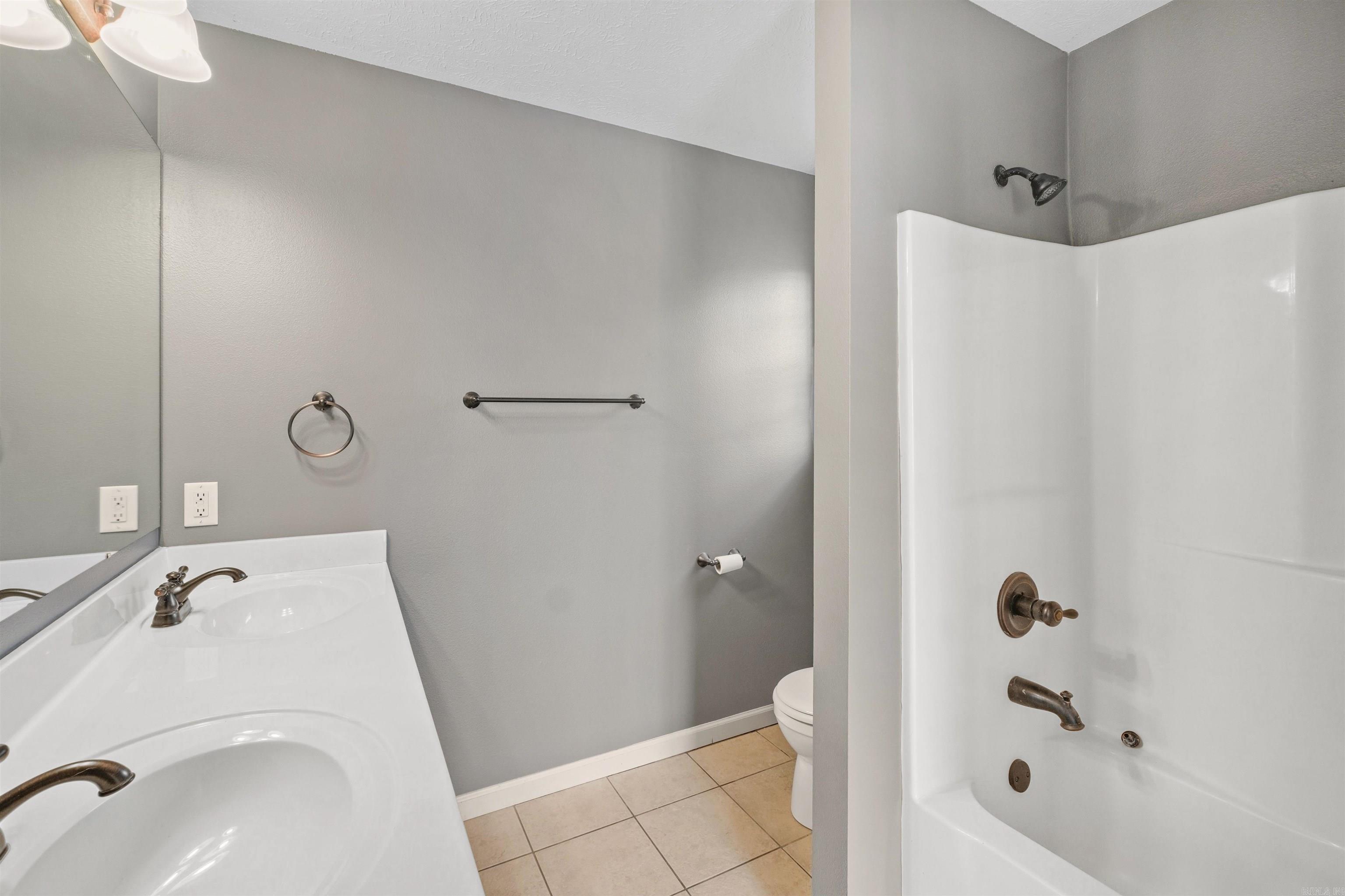 EAGLEBROOK SOUTH OF EAGLEBROOK - Residential