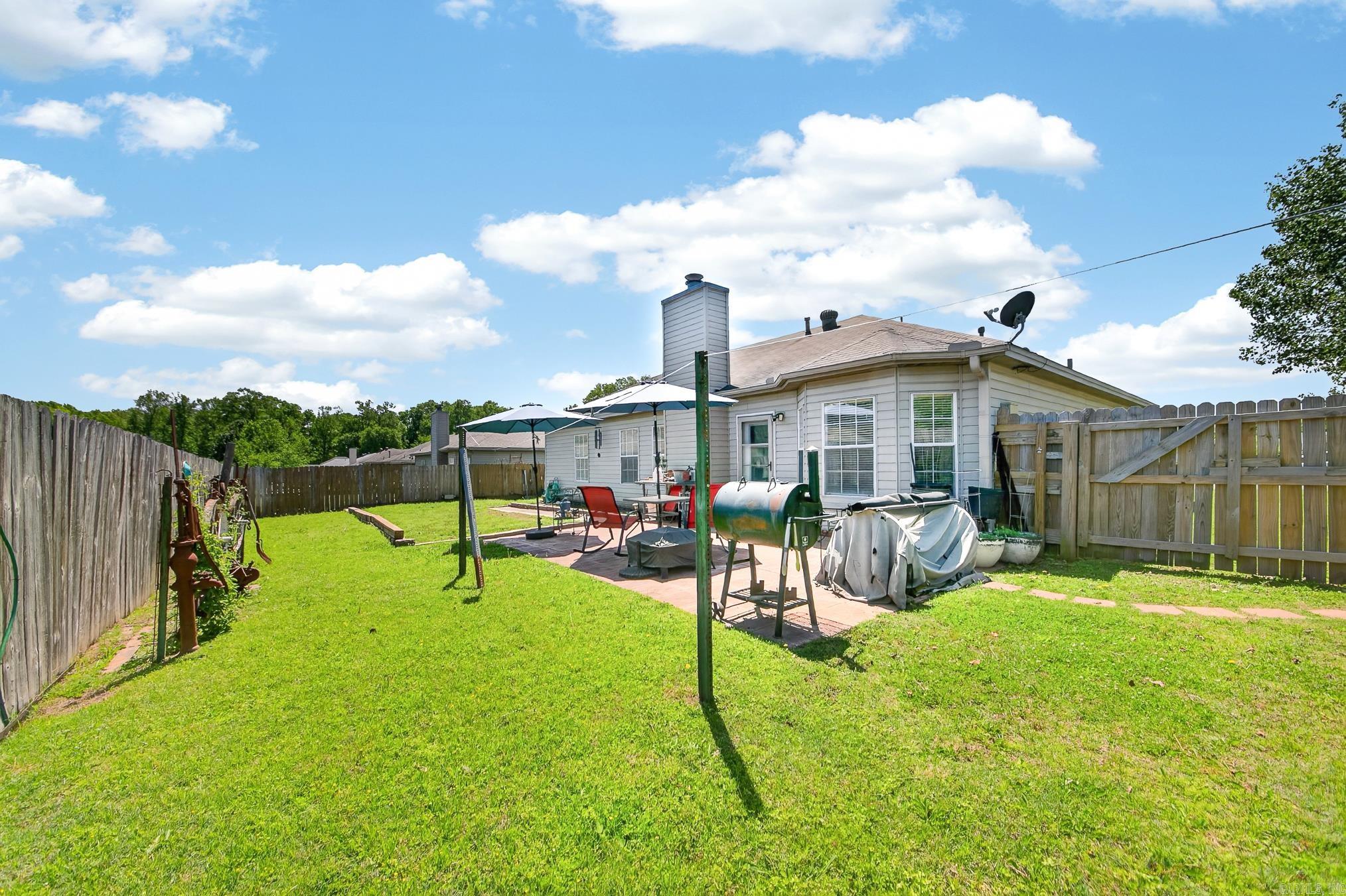 HUNTERS RUN - Residential