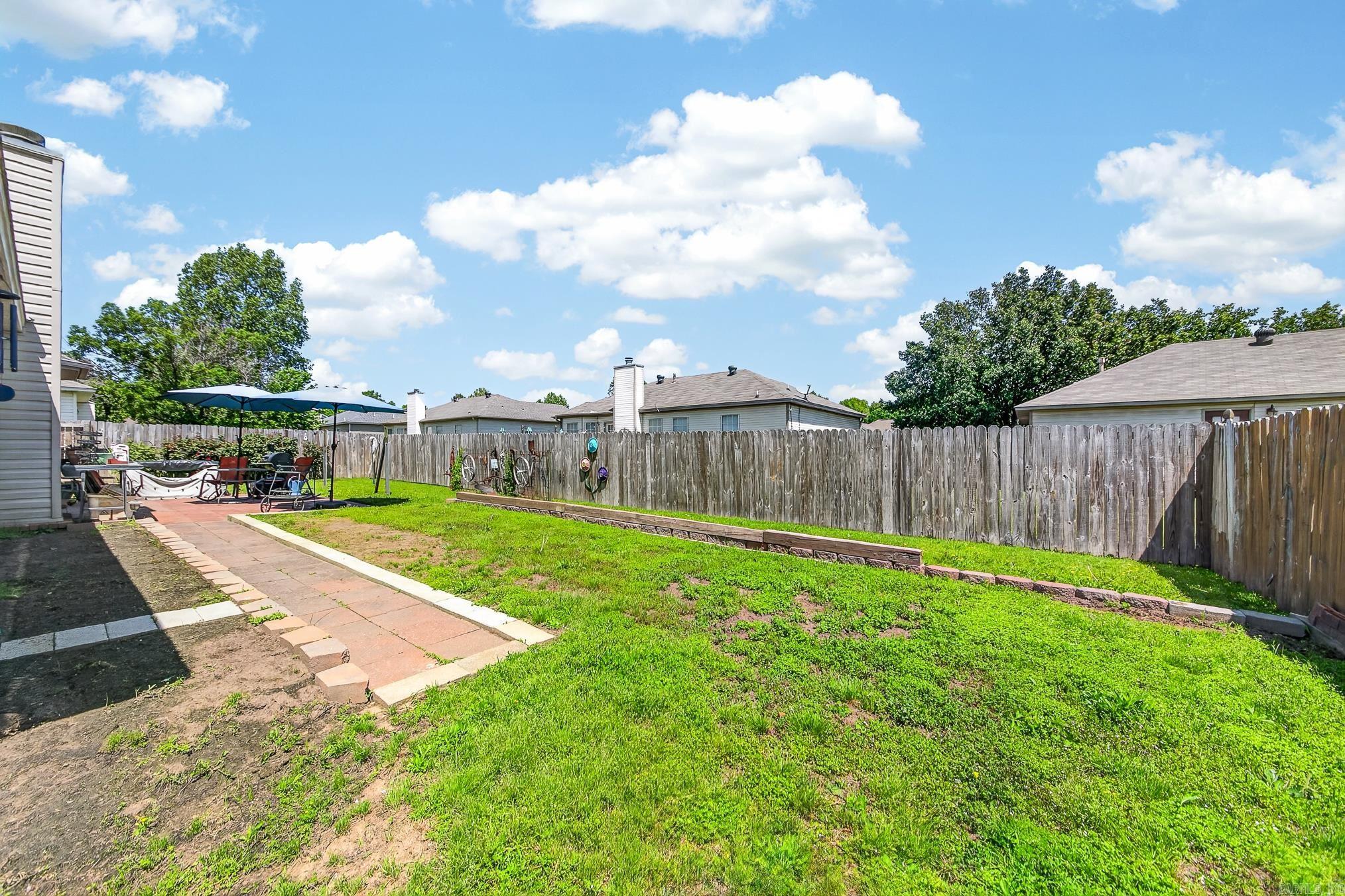 HUNTERS RUN - Residential