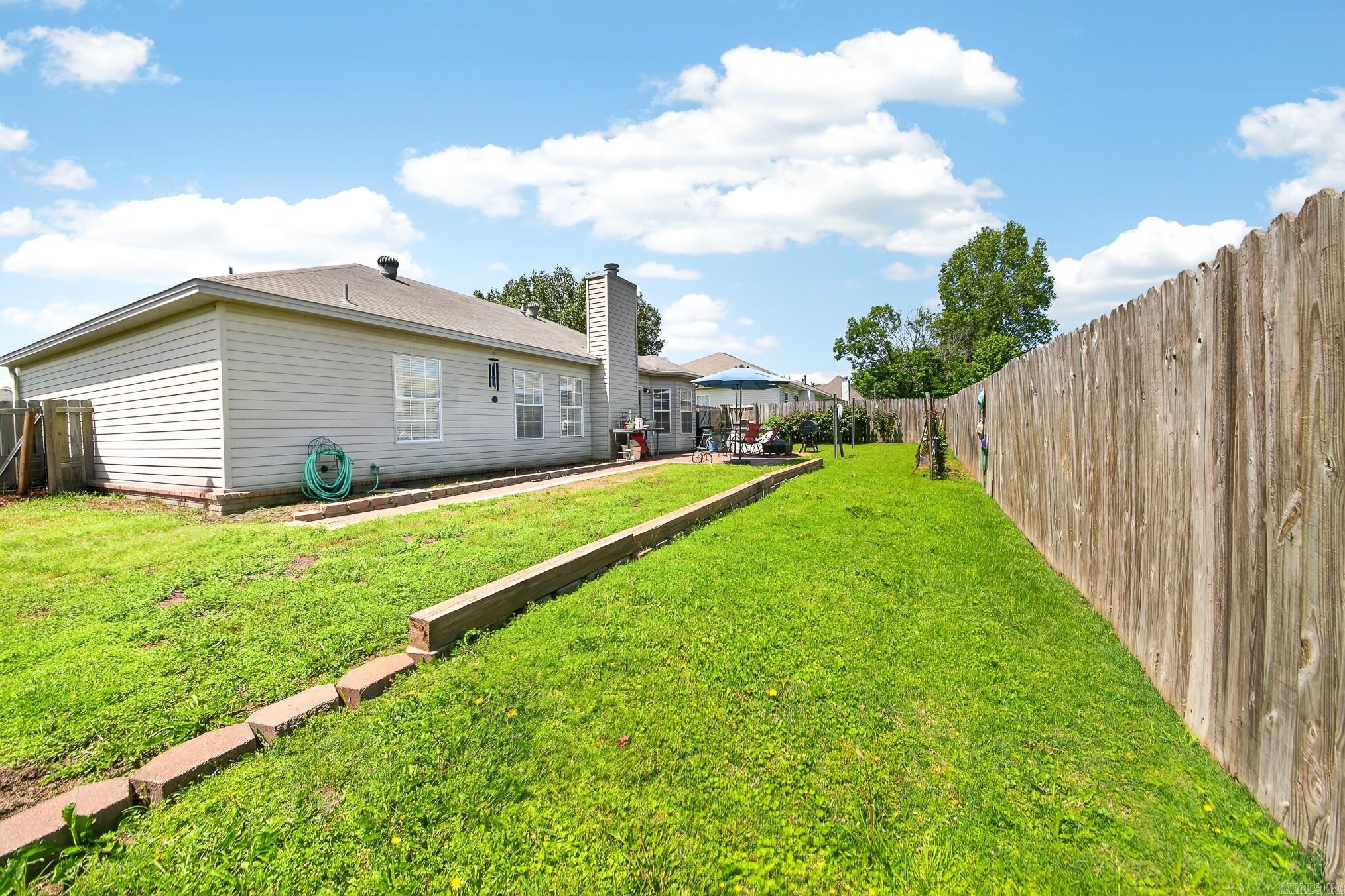 HUNTERS RUN - Residential