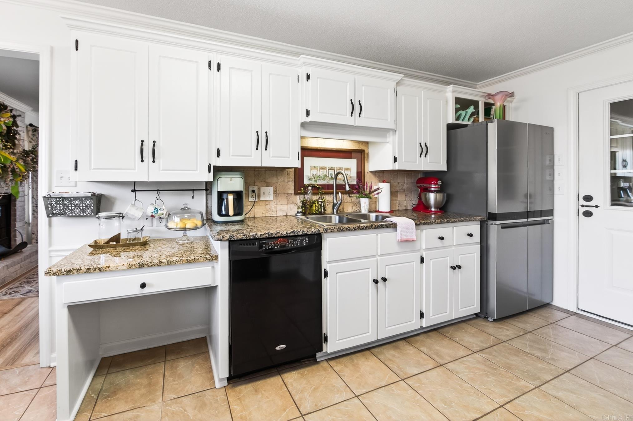 HUNTERS RUN - Residential