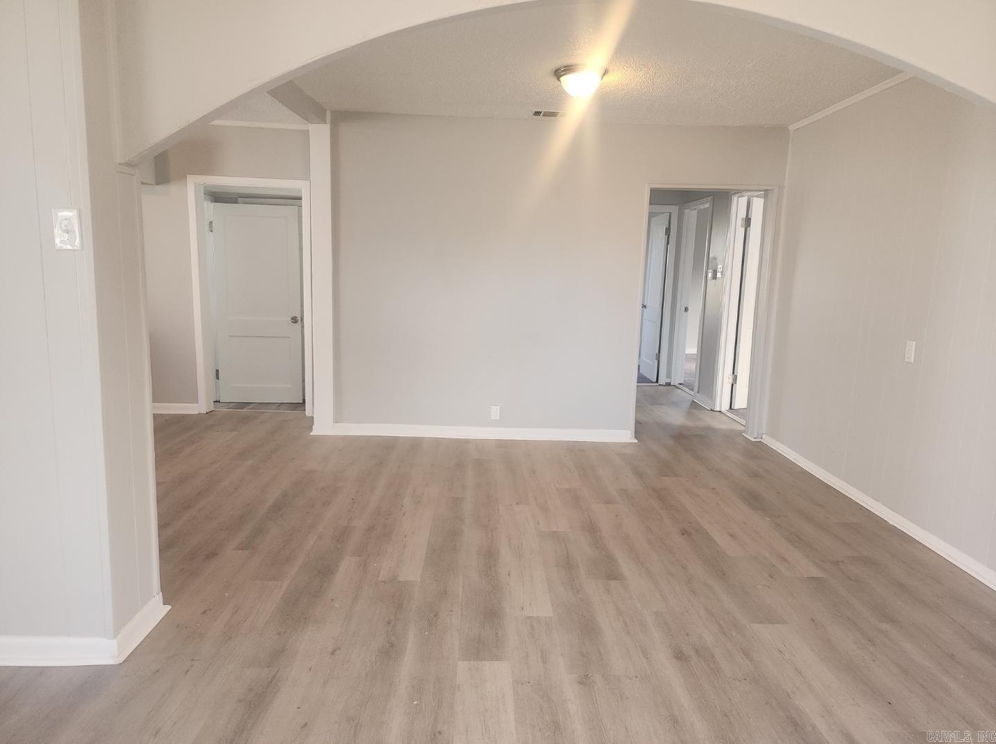 nil - Residential Lease