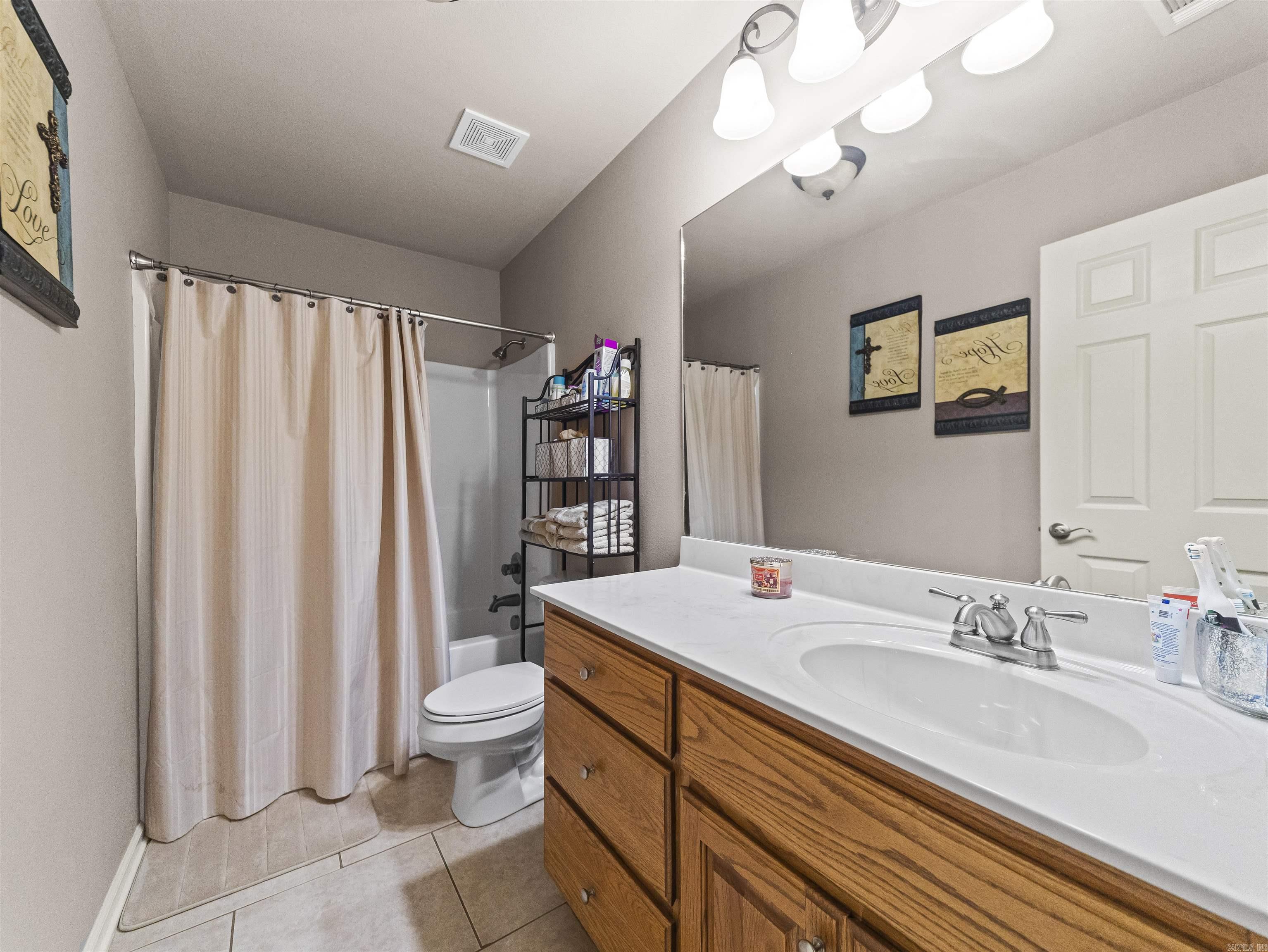 AUBURN HILLS - Residential