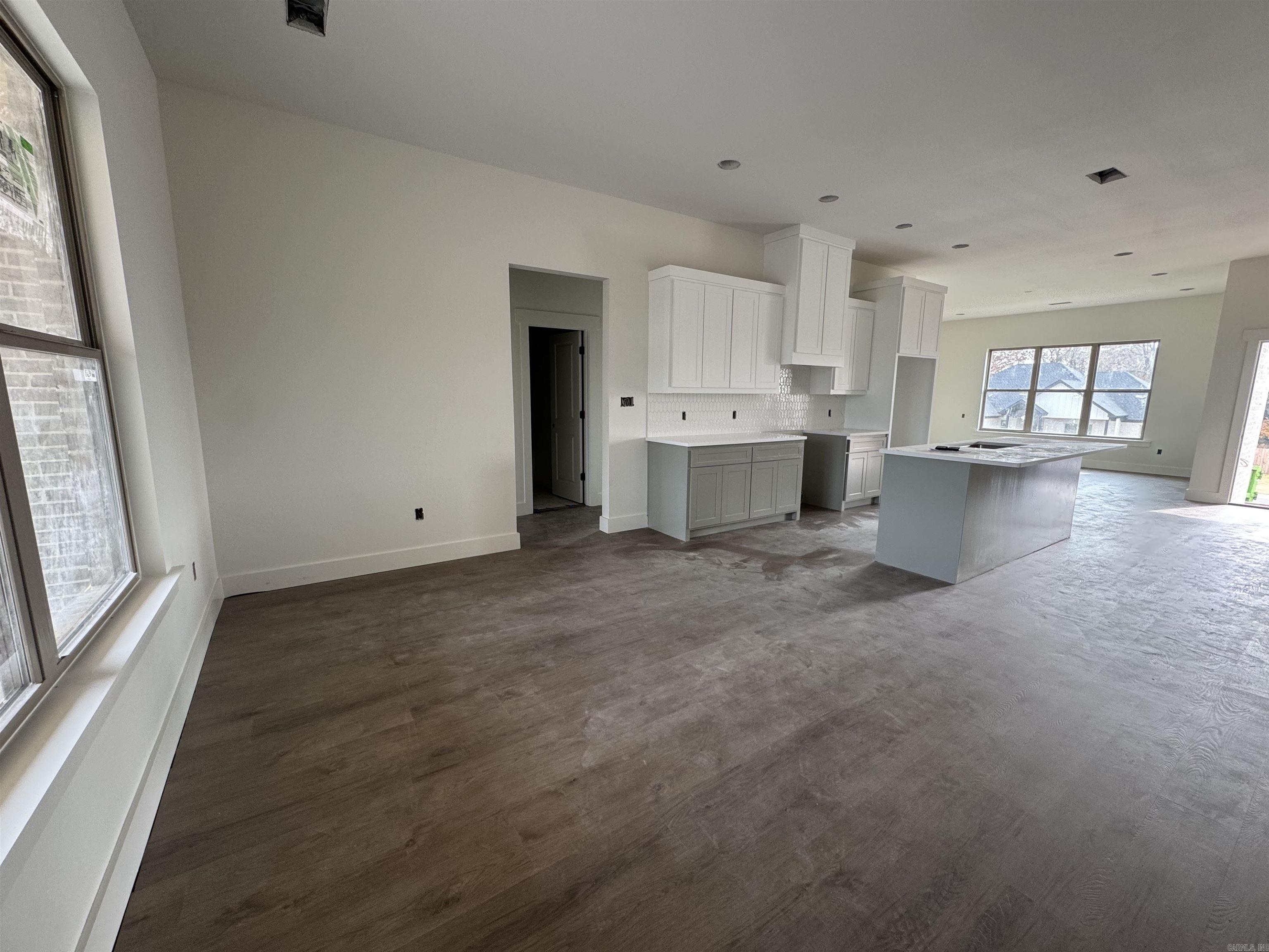 HIDDEN VALLEY ESTATES - Residential