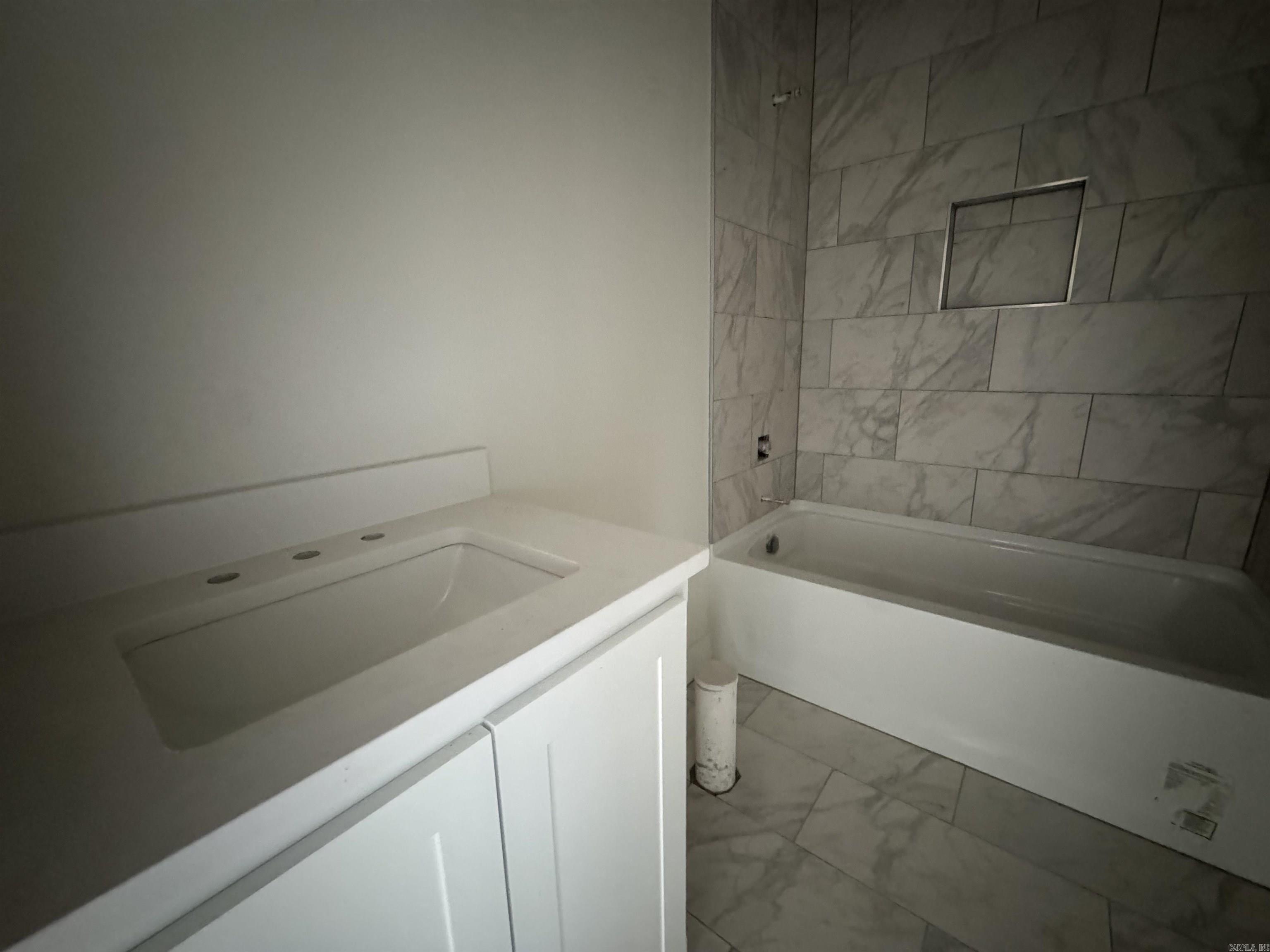 HIDDEN VALLEY ESTATES - Residential