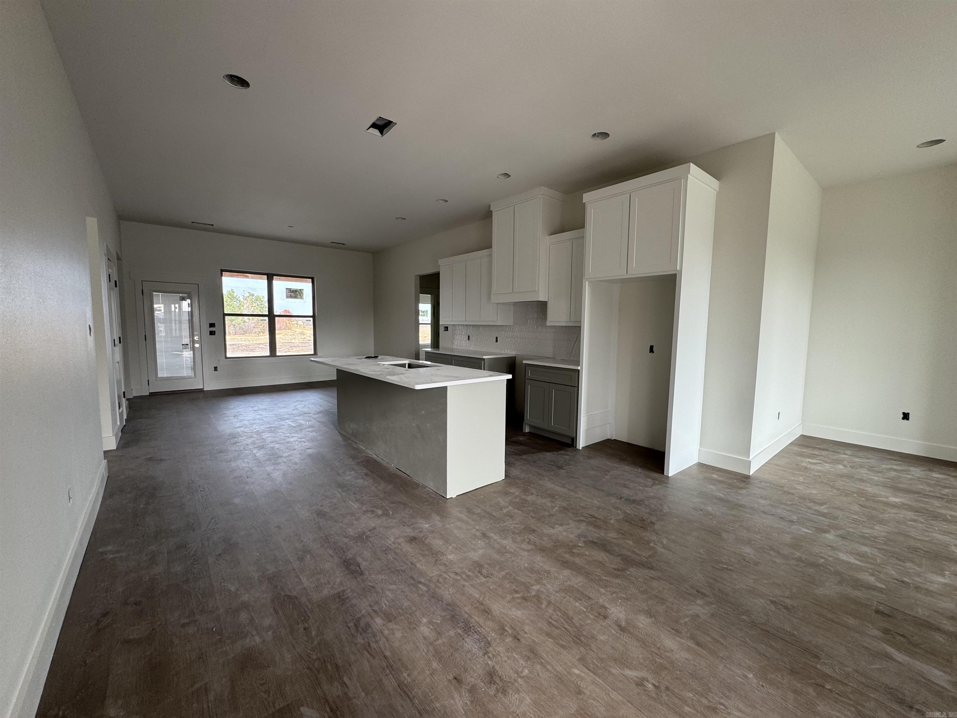 HIDDEN VALLEY ESTATES - Residential