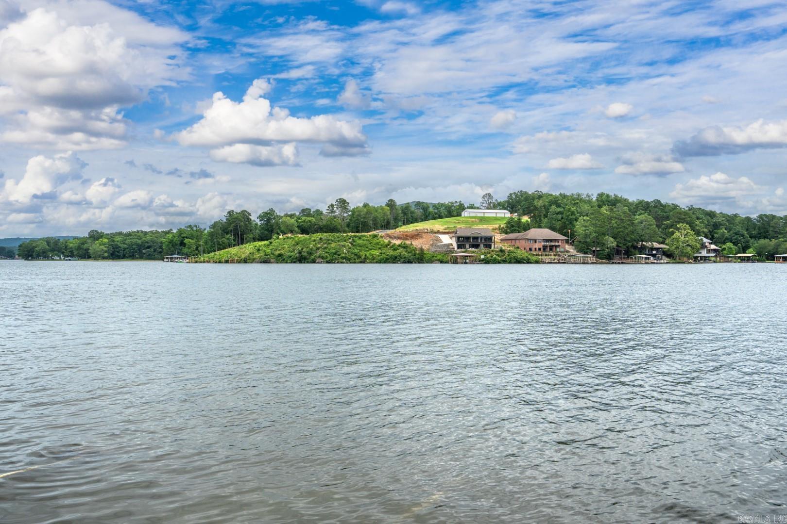 MAJESTIC LAKE VILLAGE TOWNHOMES - Residential