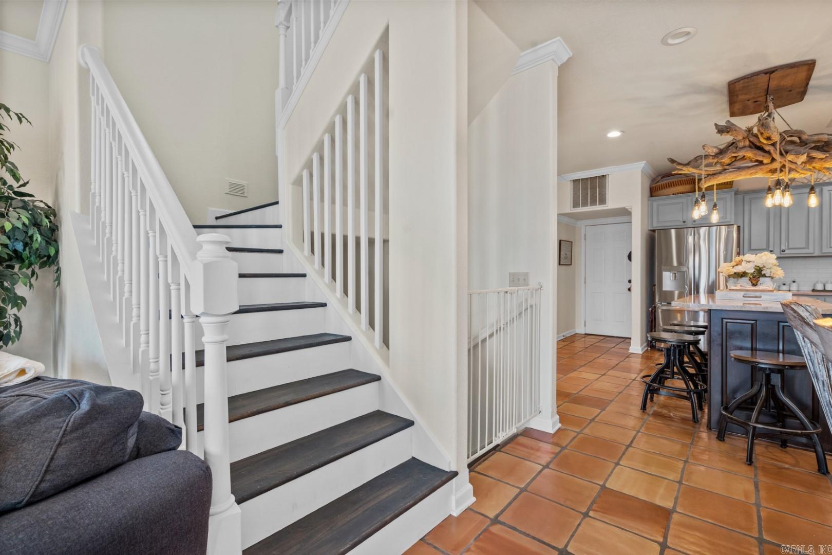 MAJESTIC LAKE VILLAGE TOWNHOMES - Residential