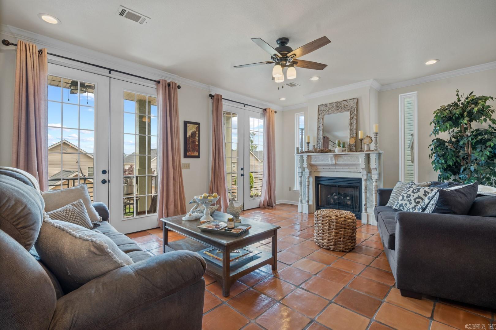 MAJESTIC LAKE VILLAGE TOWNHOMES - Residential