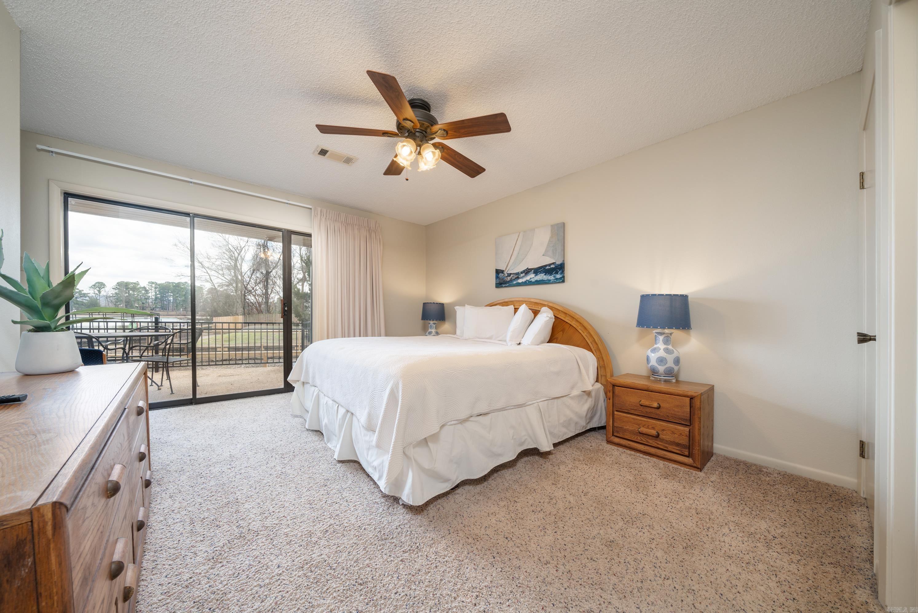 EMERALD ISLE HPR - Residential