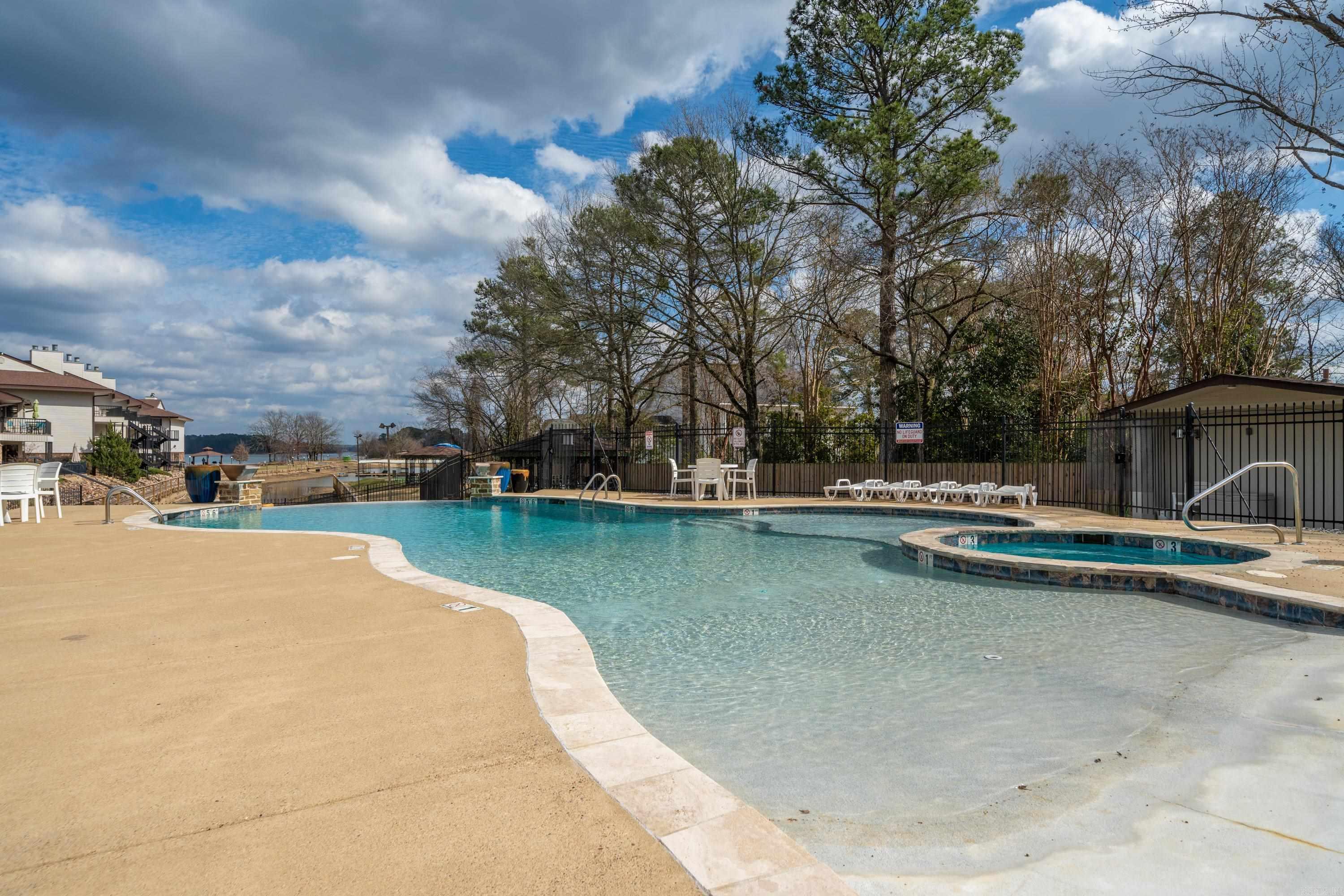 EMERALD ISLE HPR - Residential