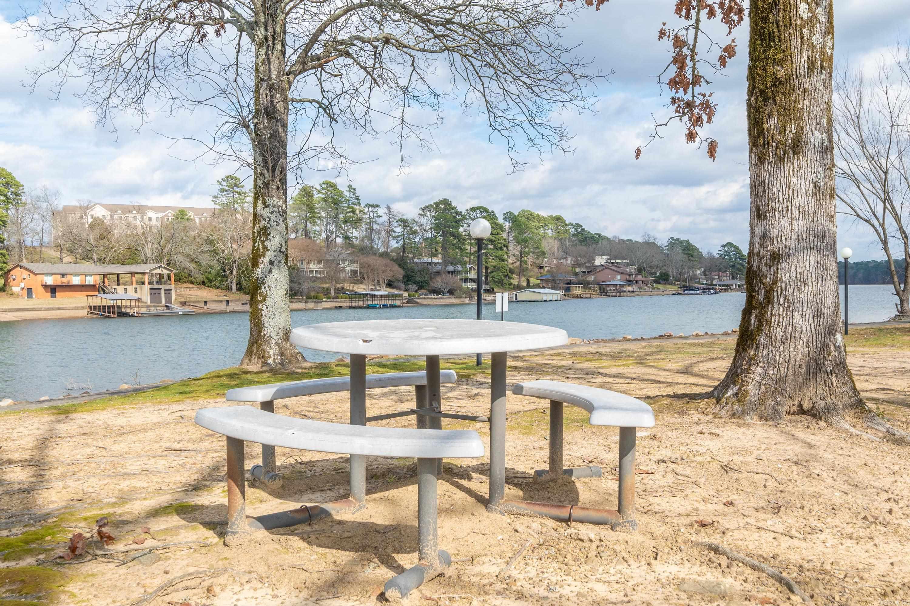 EMERALD ISLE HPR - Residential