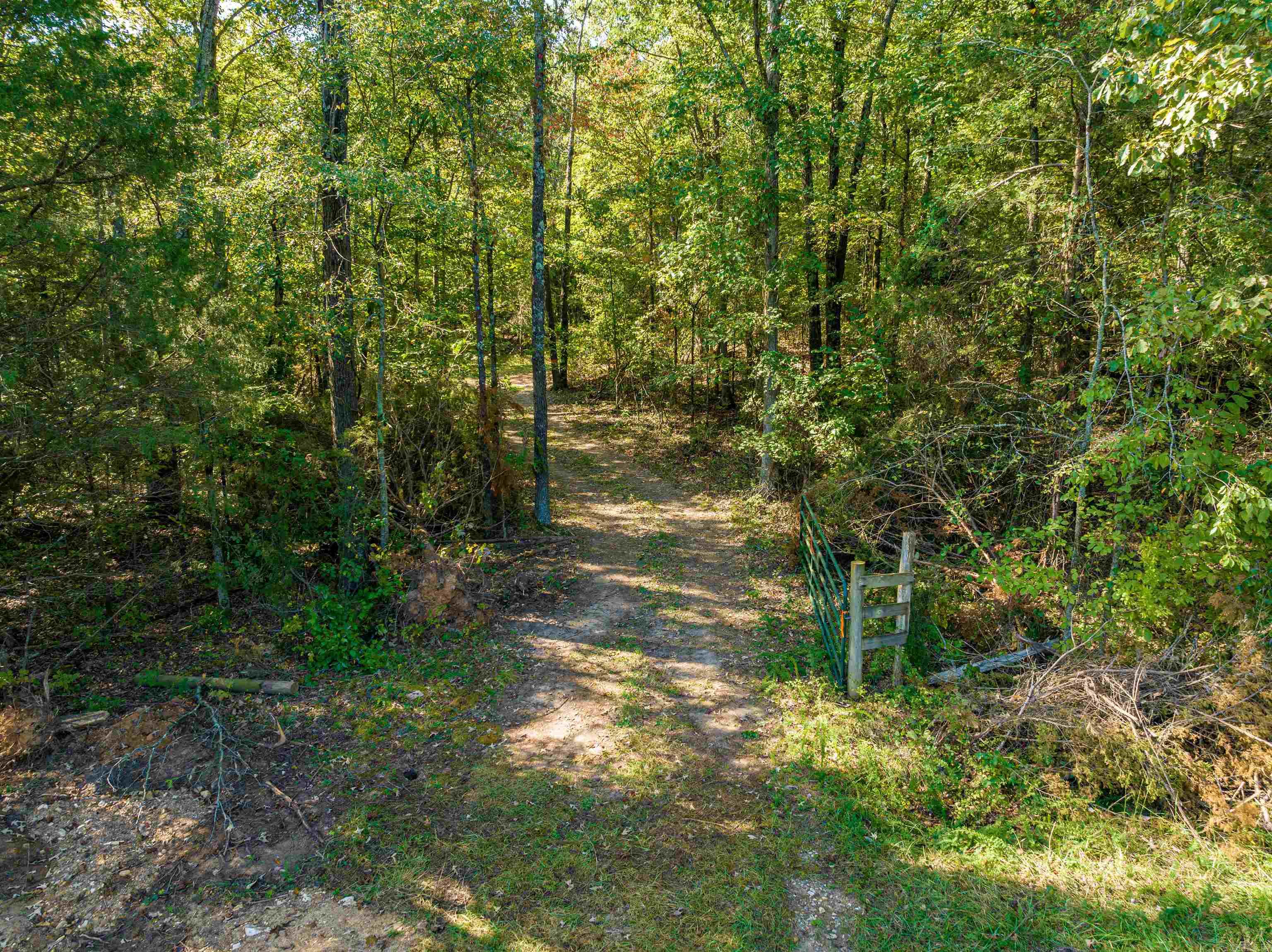 Metes & Bounds - Land